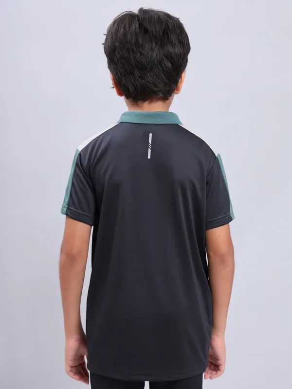 Boys Colorblock Slim Fit Polo T-shirt with TECHNO COOL+ - Image 3