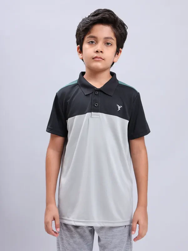 Boys Colorblock Slim Fit Polo T-shirt with TECHNO COOL+