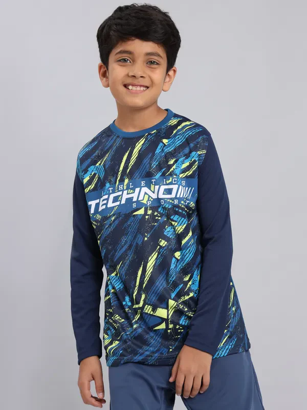 Boys Printed Slim Fit Crew Neck T-shirt with TECHNO COOL+