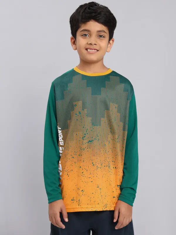 Boys Printed Slim Fit Crew Neck T-shirt with TECHNO COOL+