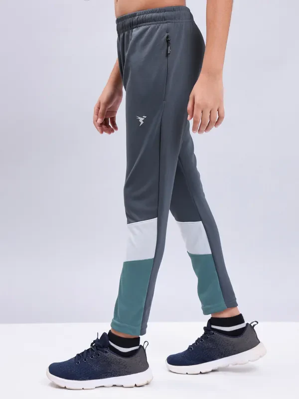 Boys Colorblock Slim Fit Trackpants with TECHNO GUARD - Image 4