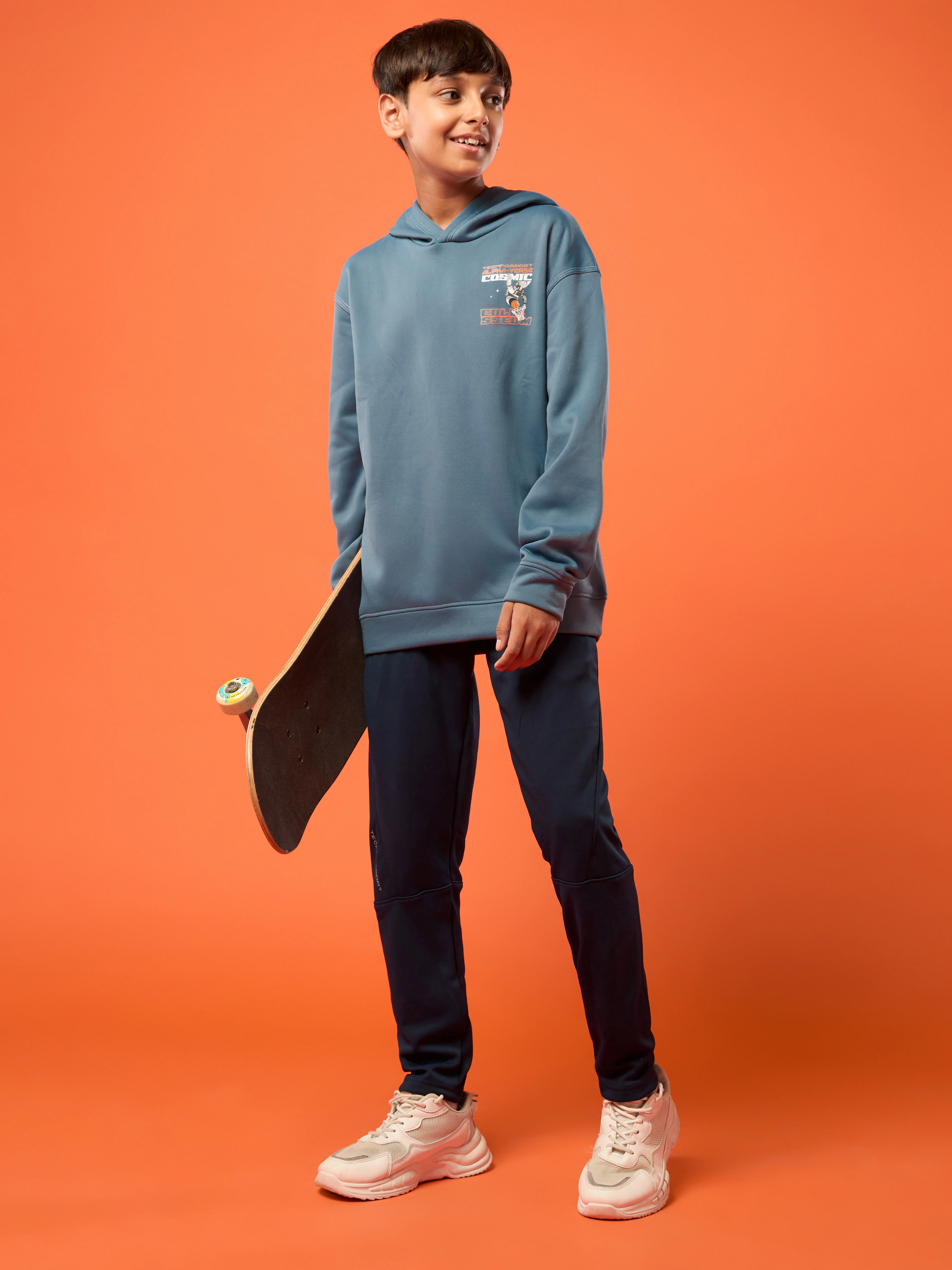 Boys Back Printed Slim Fit Hooded Sports Sweatshirt with TECHNO WARM+ - Image 5