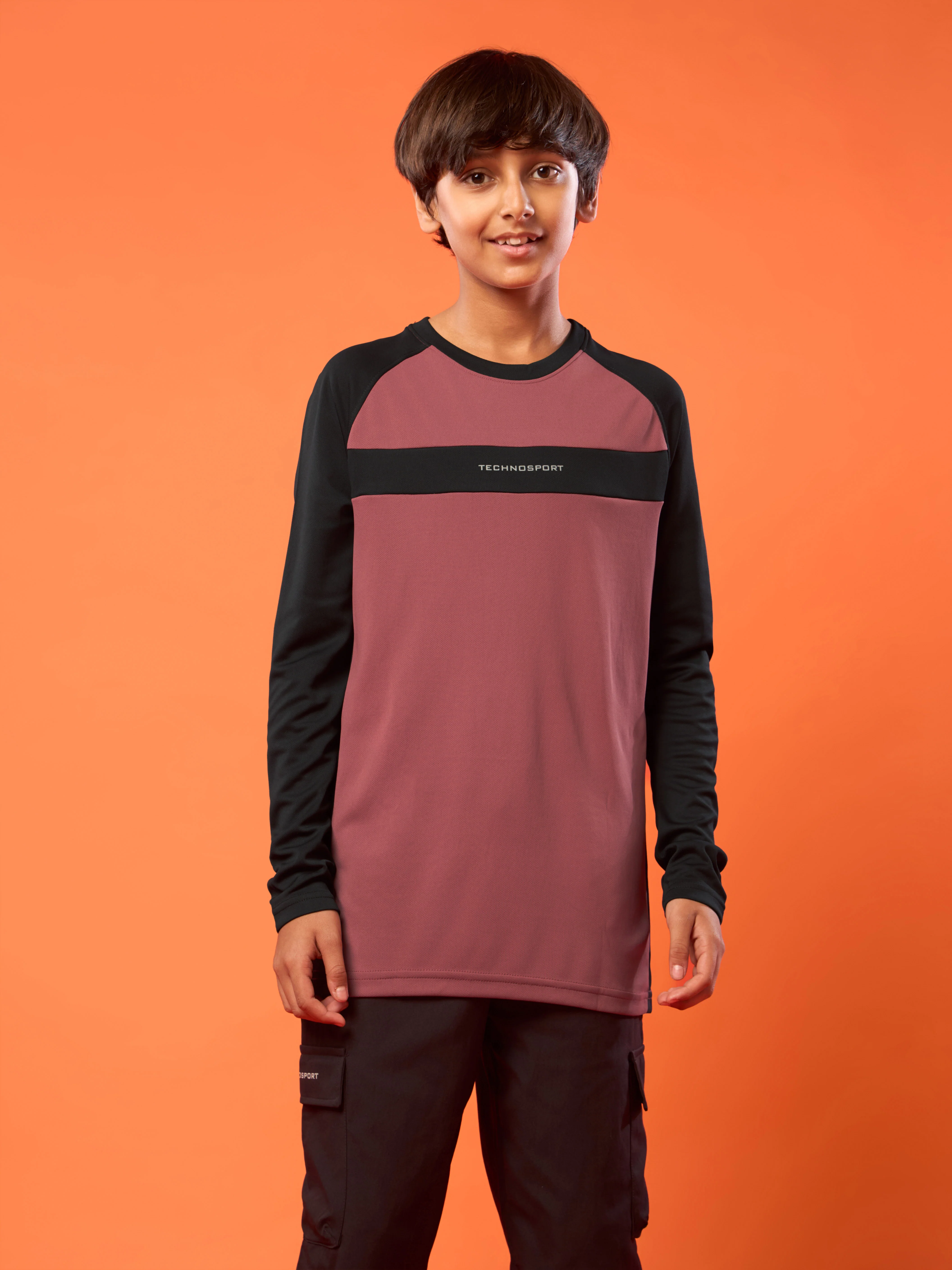 Boys Colorblock Slim Fit Crew Neck T-shirt with TECHNO COOL+