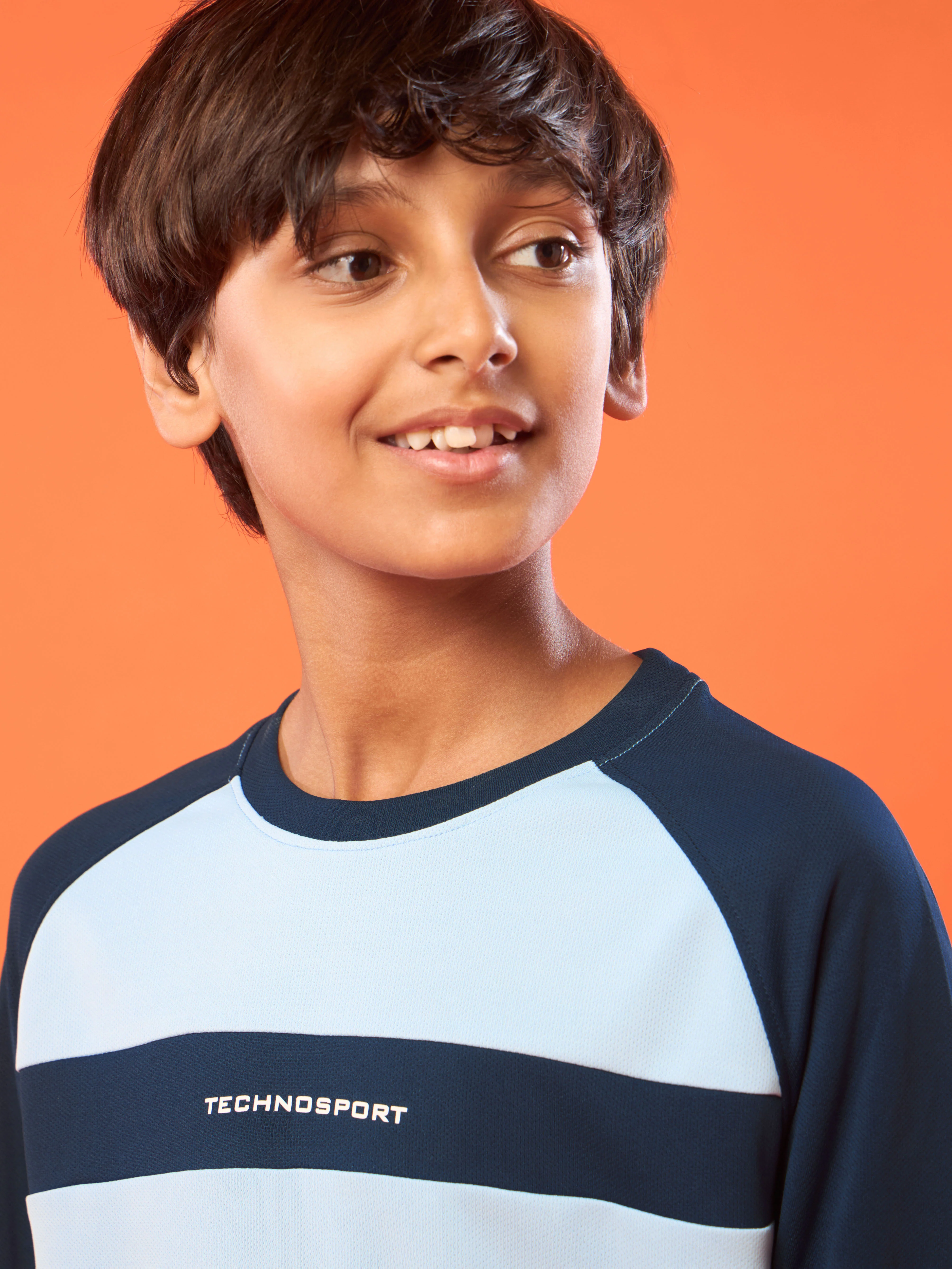 Boys Colorblock Slim Fit Crew Neck T-shirt with TECHNO COOL+ - Image 4