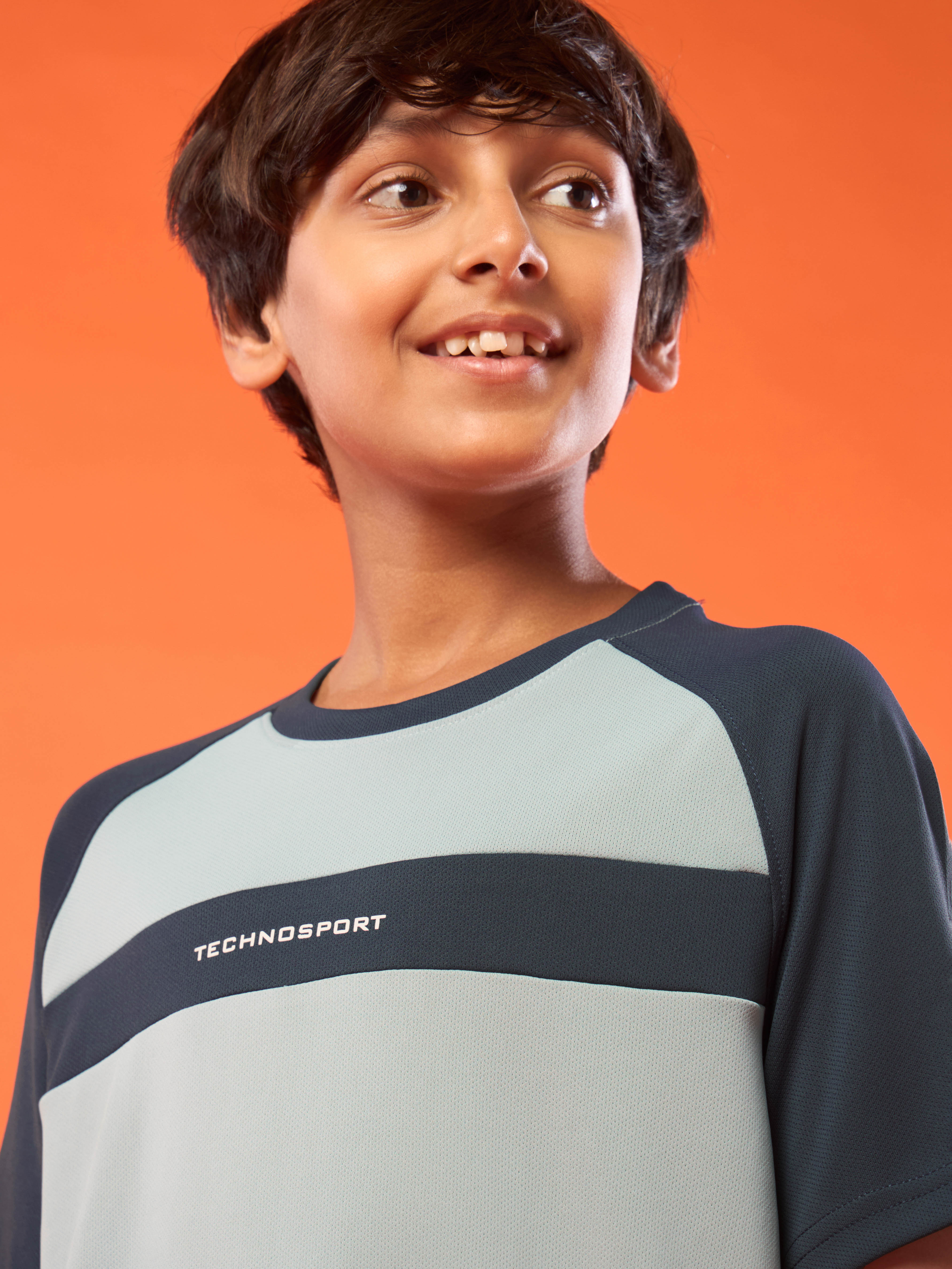 Boys Colorblock Slim Fit Round Neck T-shirt with DOUBLE COOL - Image 4