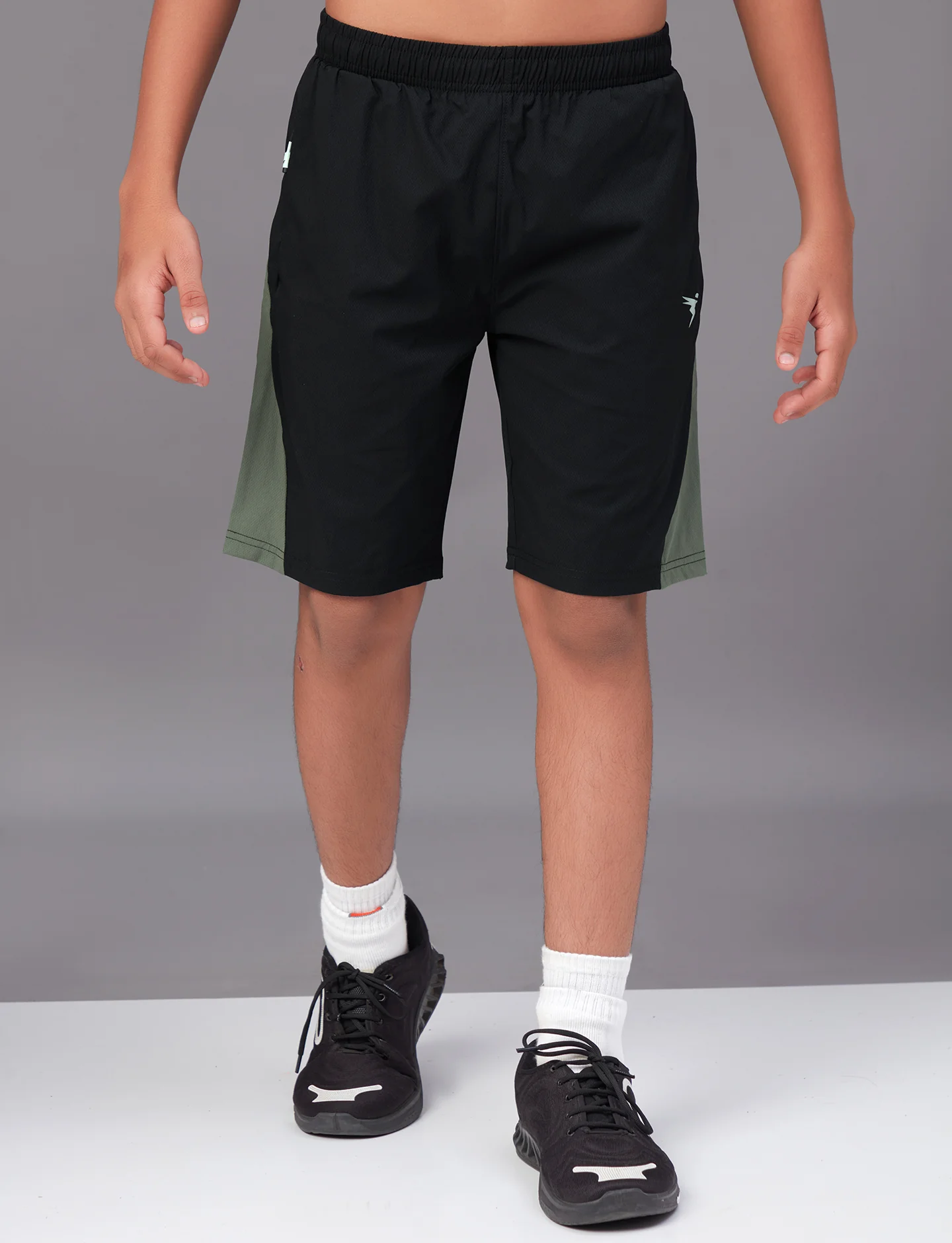 Boys Colorblock Slim Fit Sports Shorts with TECHNO GUARD