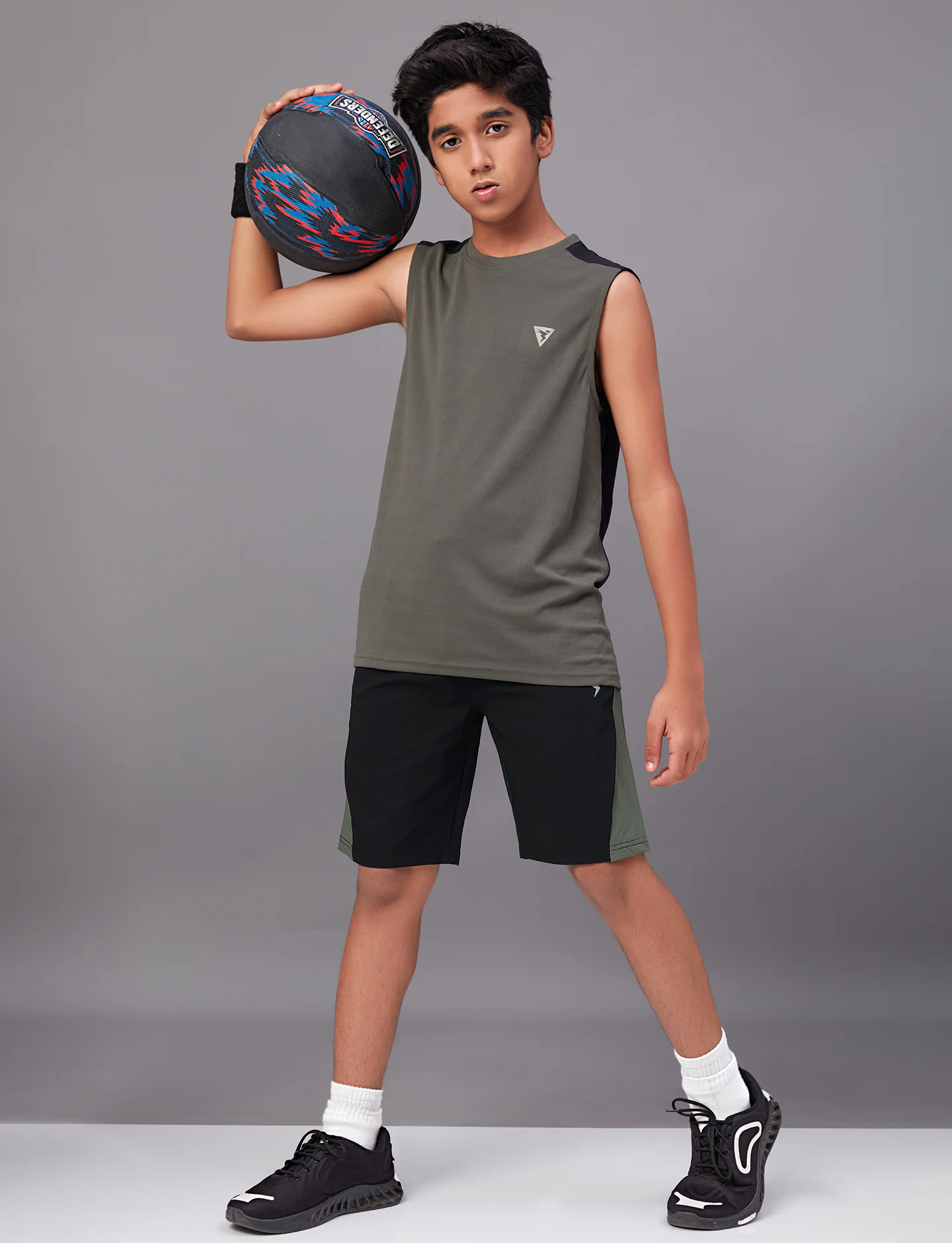 Boys Colorblock Slim Fit Sports Shorts with TECHNO GUARD - Image 2