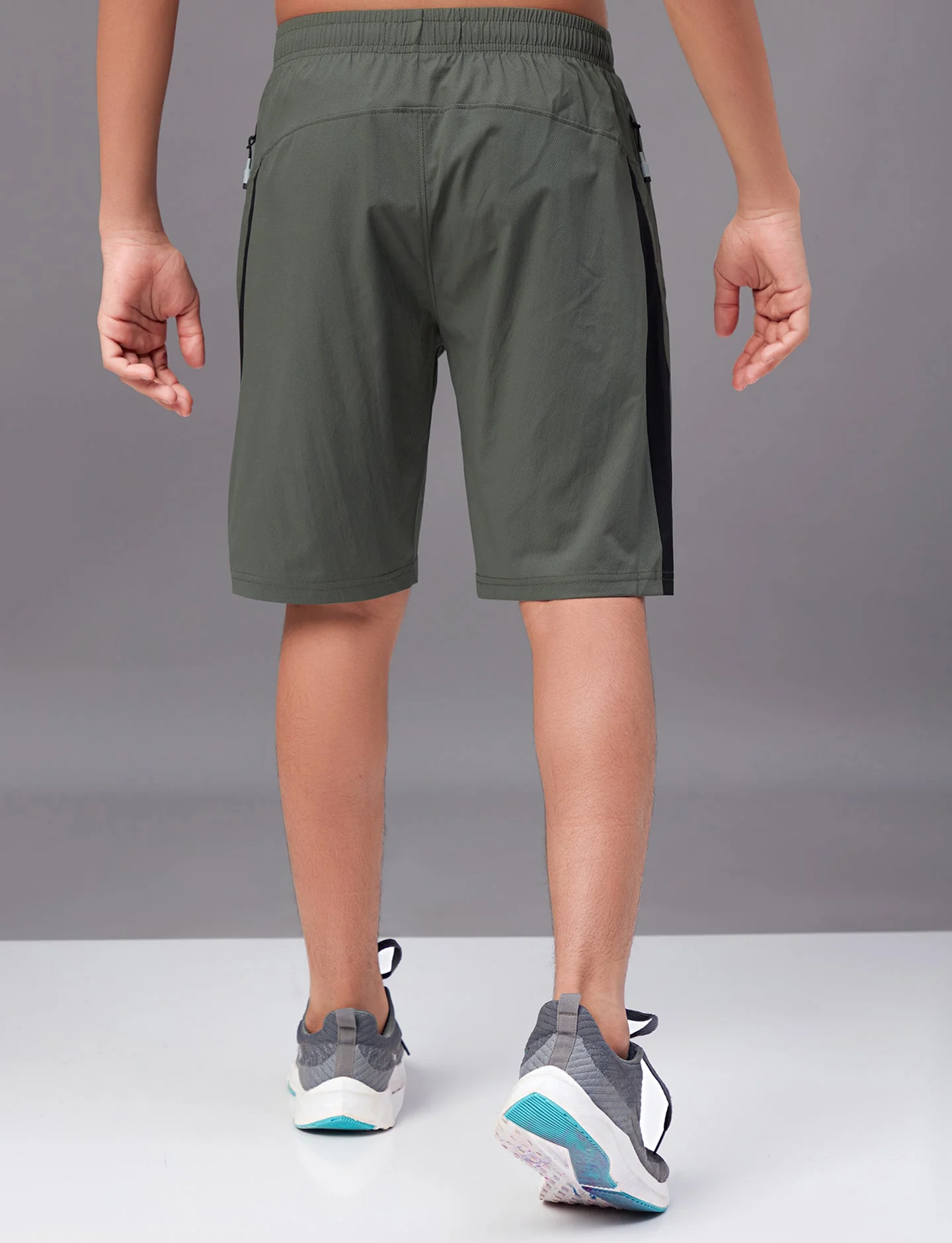 Boys Colorblock Slim Fit Sports Shorts with TECHNO GUARD - Image 5