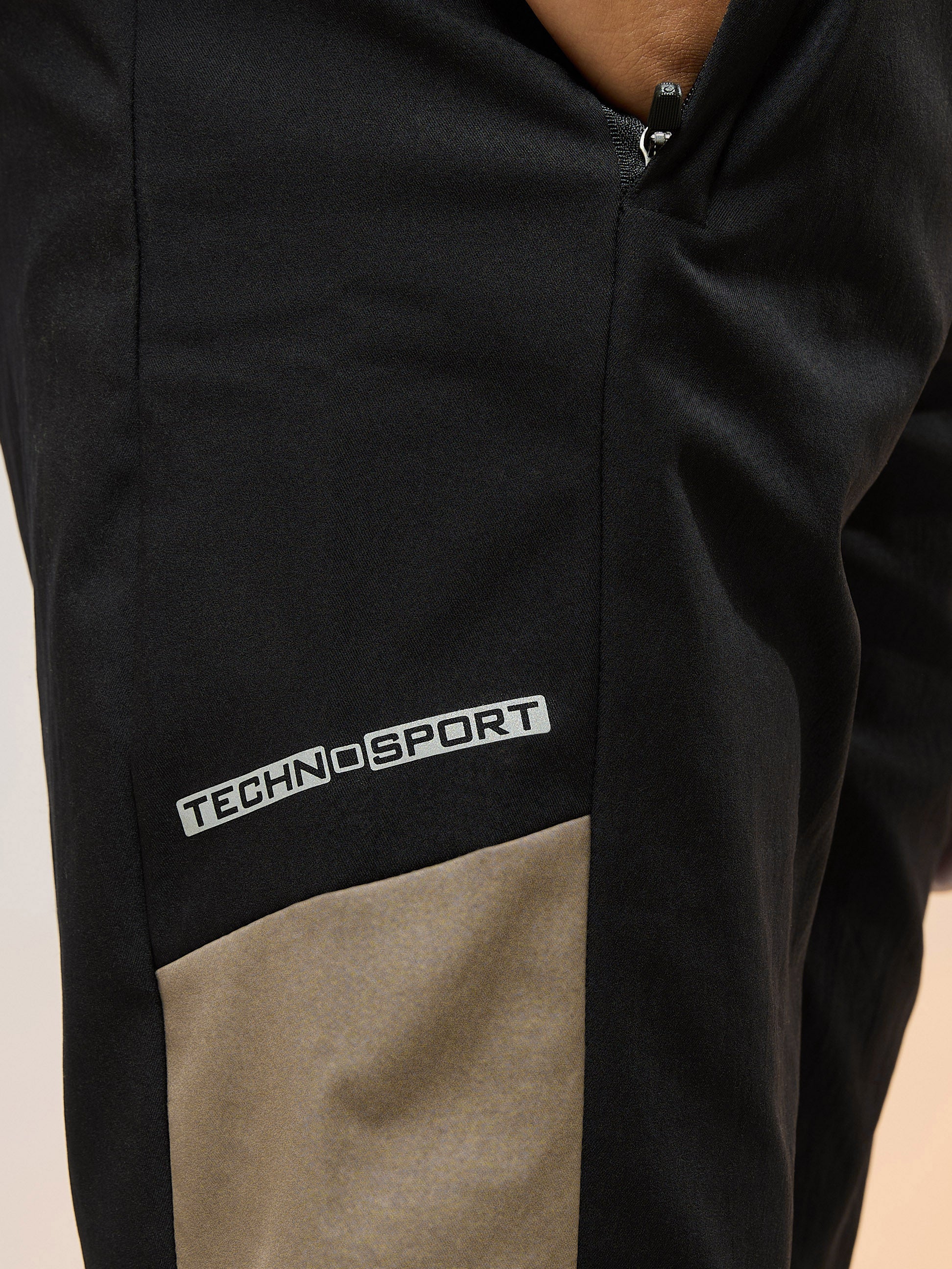 Boys Colorblock Slim Fit Sports Shorts with TS FLEXI - Image 7
