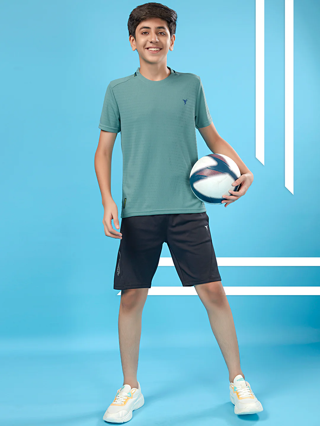 Boys Solid Slim Fit Round Neck T-shirt with TECHNOCOOL+ - Image 4