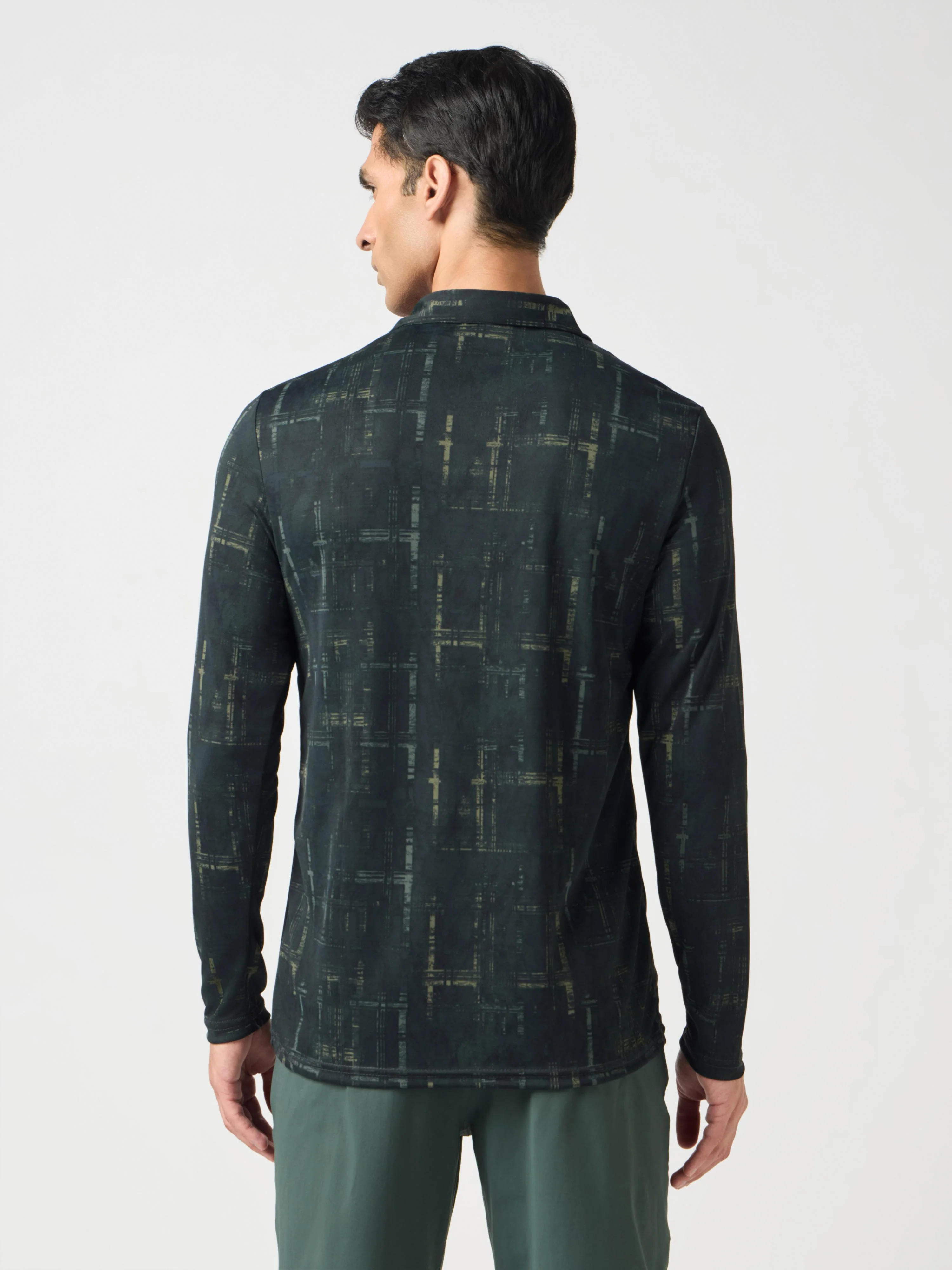Men Abstract Printed Slim Fit Henley Neck Sports T-Shirt with TECHNOCOOL+ - Image 3