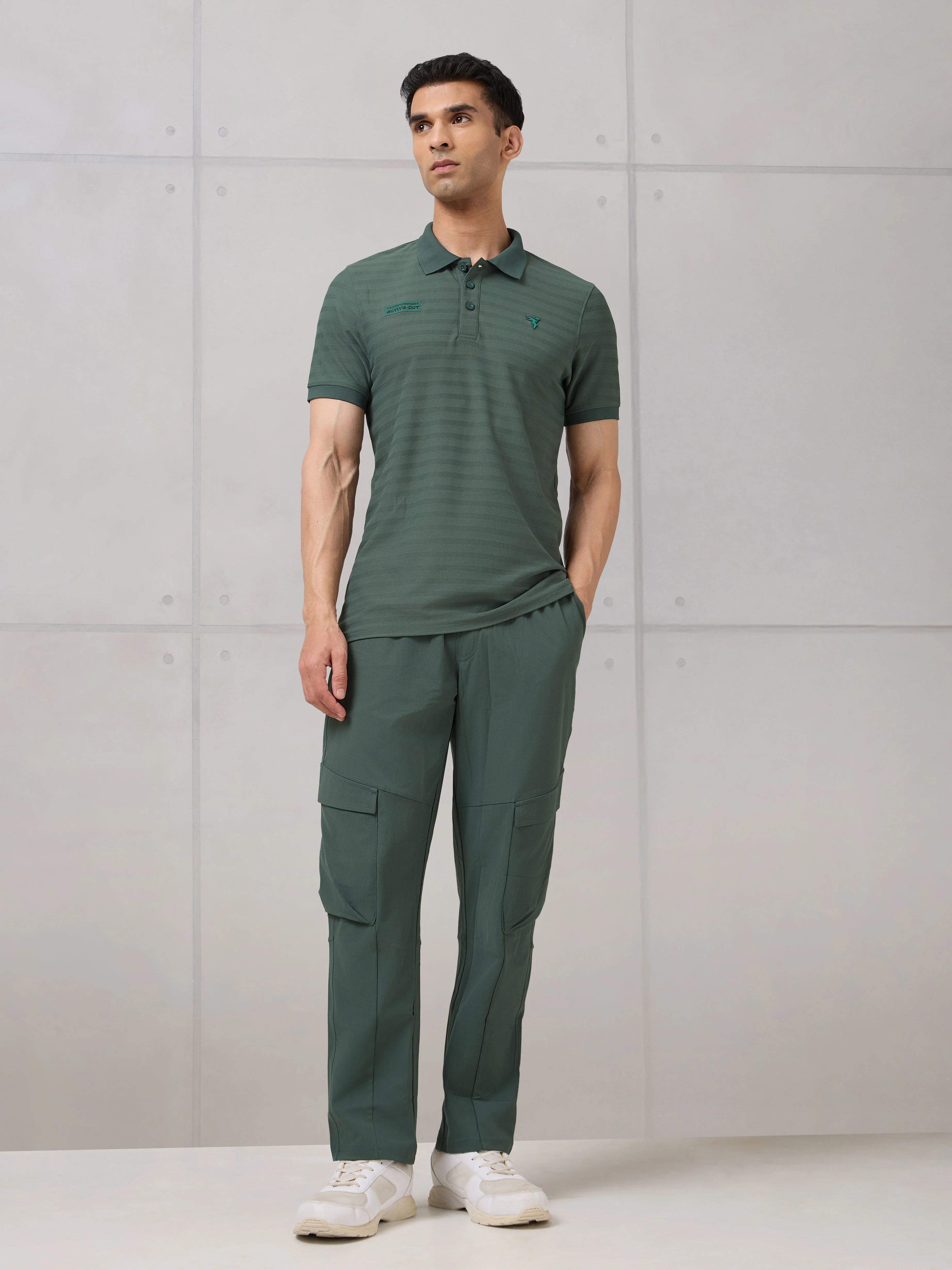 Men Active Out Cargo Trackpants with DURACOOL+ - Image 5