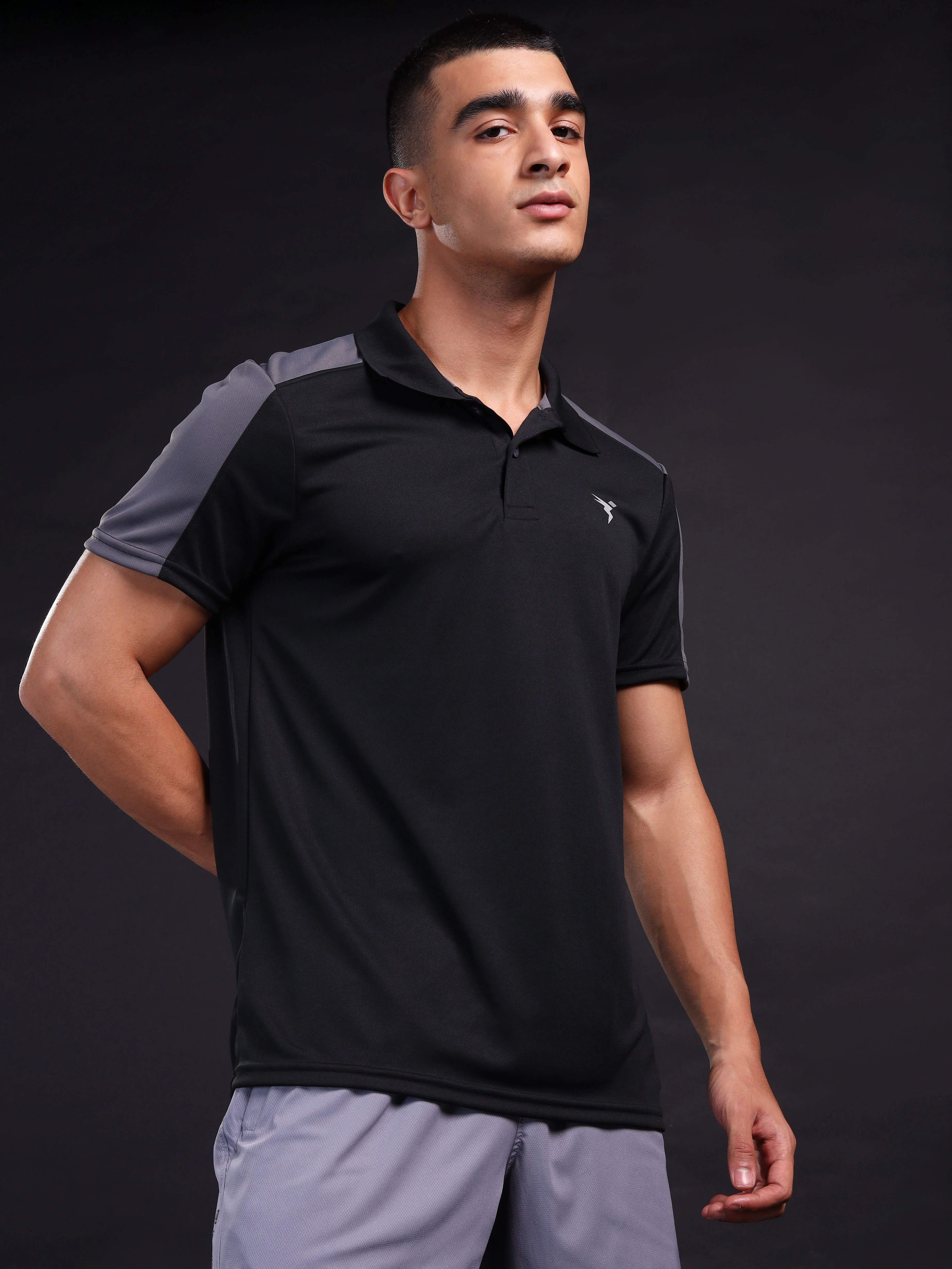 Men Colorblock Relax Fit Polo T-shirt with TECHNO COOL+ - Image 5