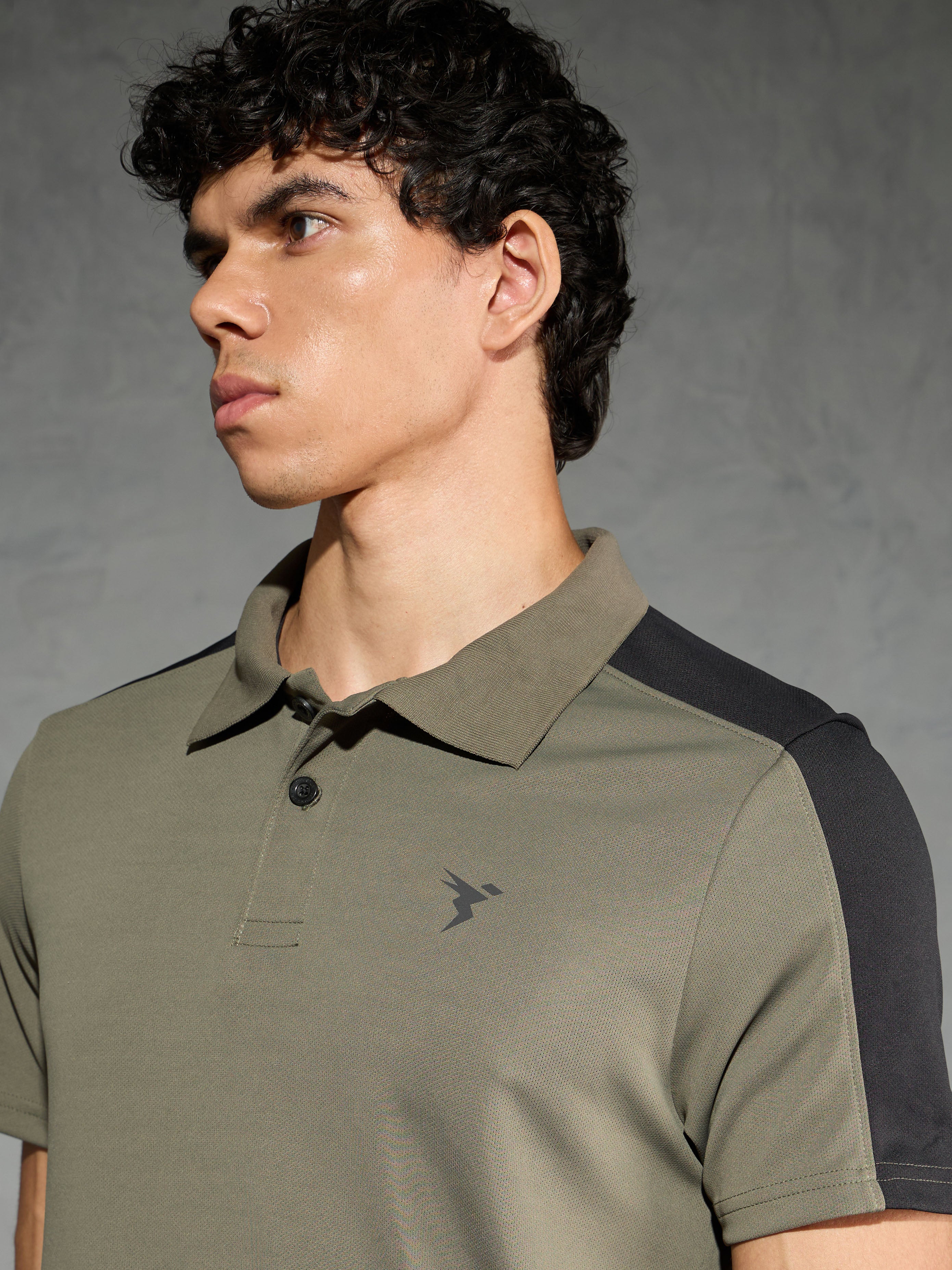 Men Colorblock Relax Fit Polo T-shirt with TECHNO COOL+ - Image 6