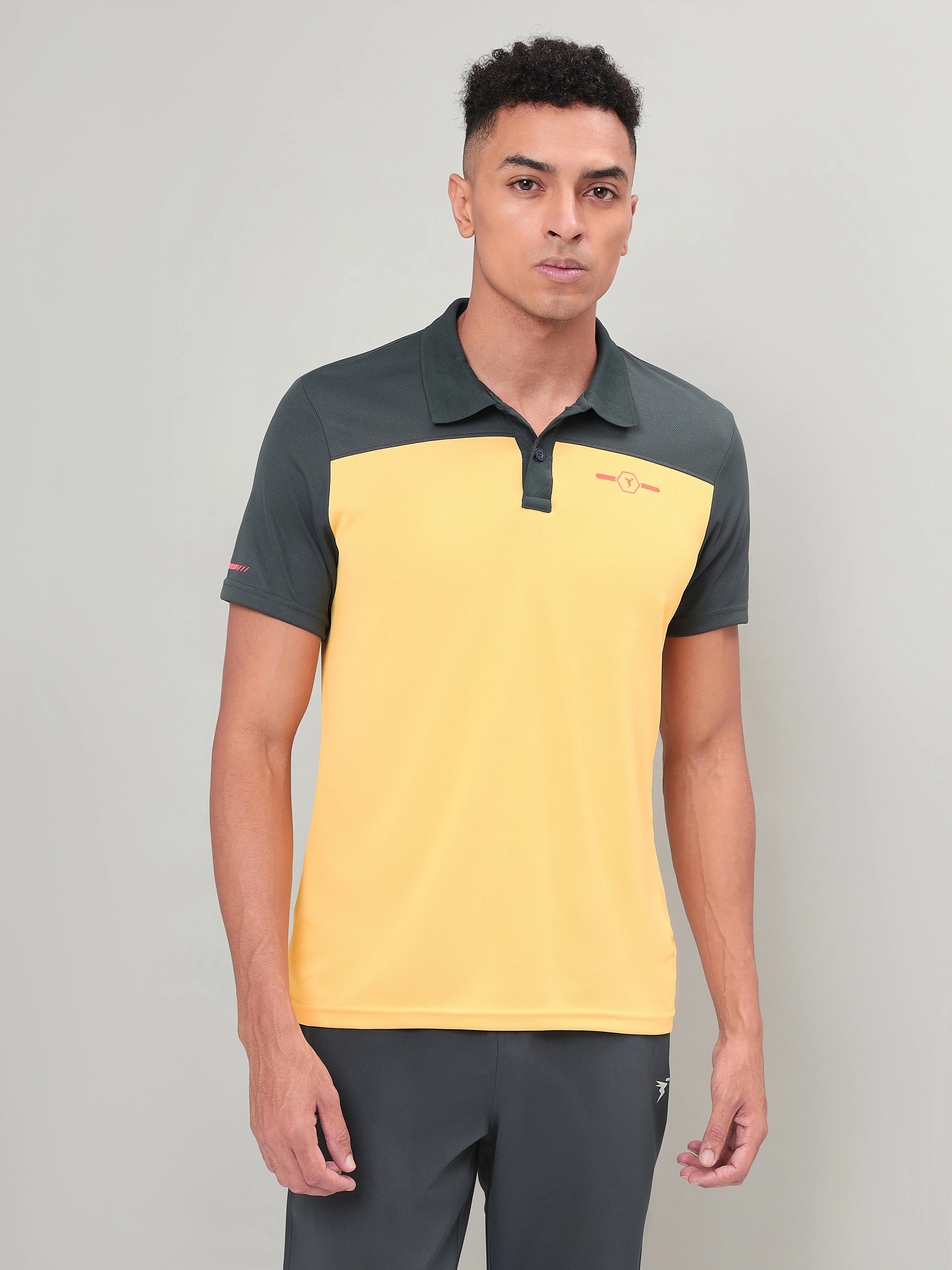 Men Colorblock Relax Fit Polo T-shirt with TECHNO COOL+ - Image 2