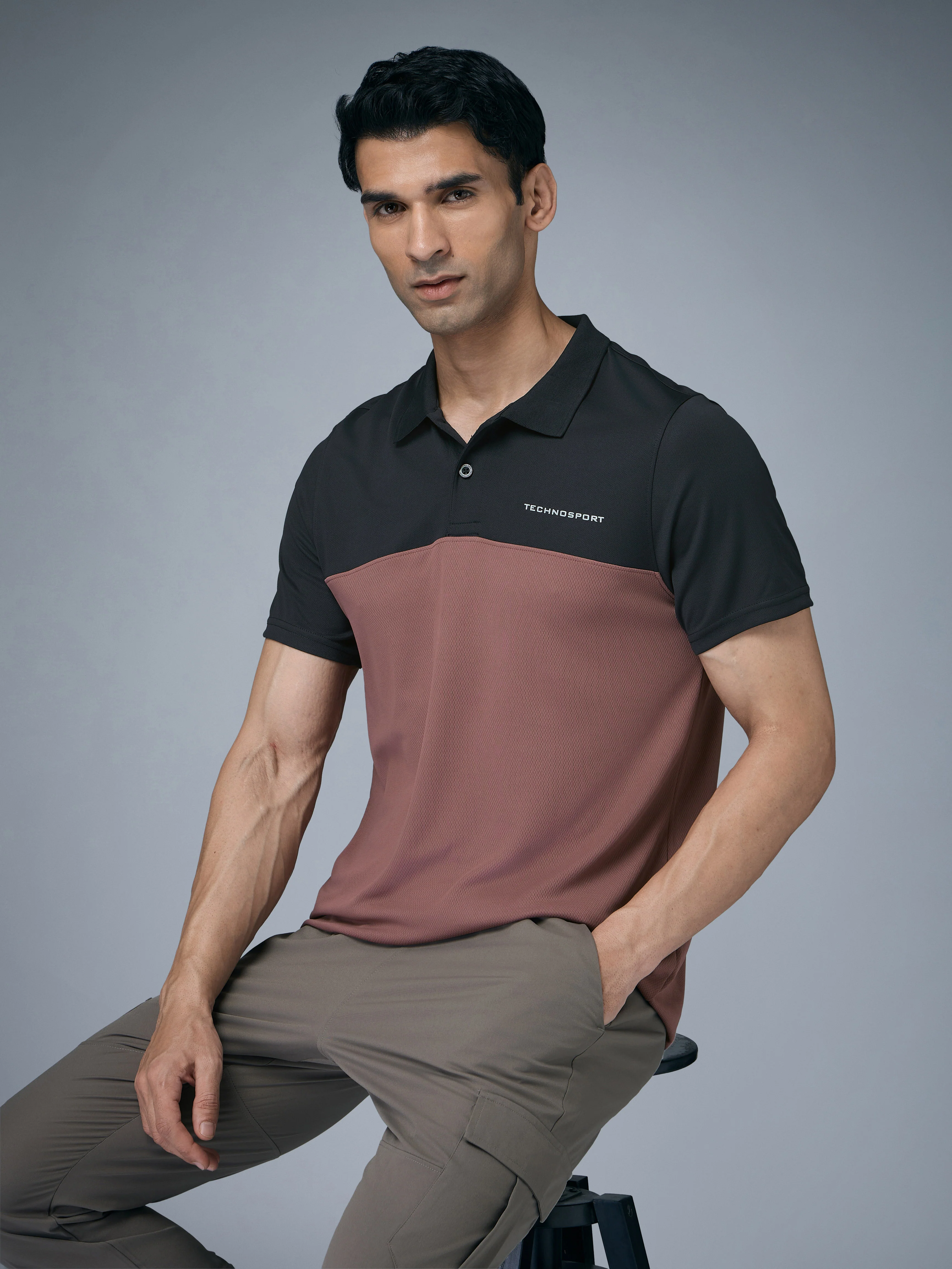 Men Colorblock Relax Fit Polo T-shirt with TECHNO COOL+
