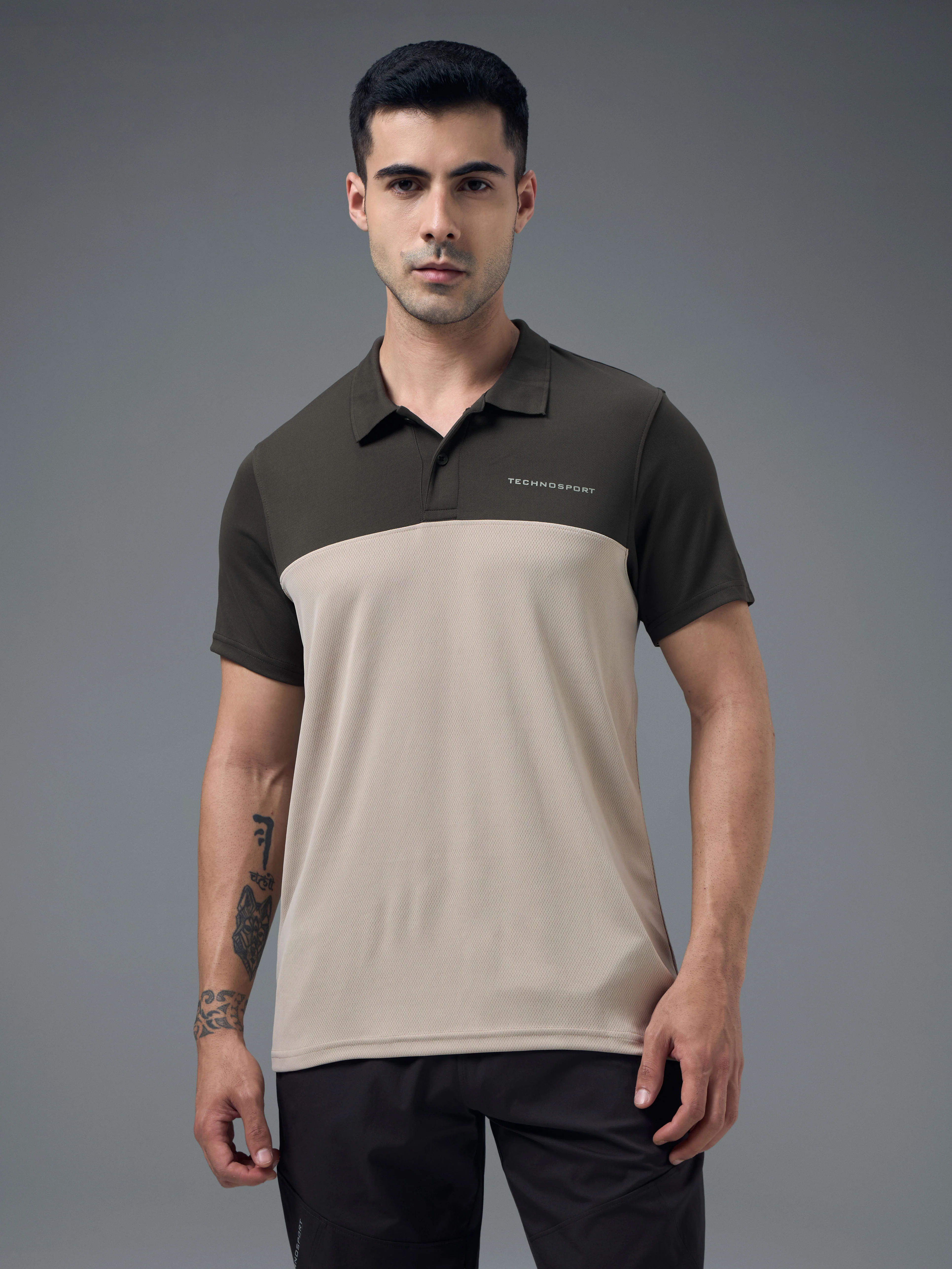 Men Colorblock Relax Fit Polo T-shirt with TECHNO COOL+ - Image 2