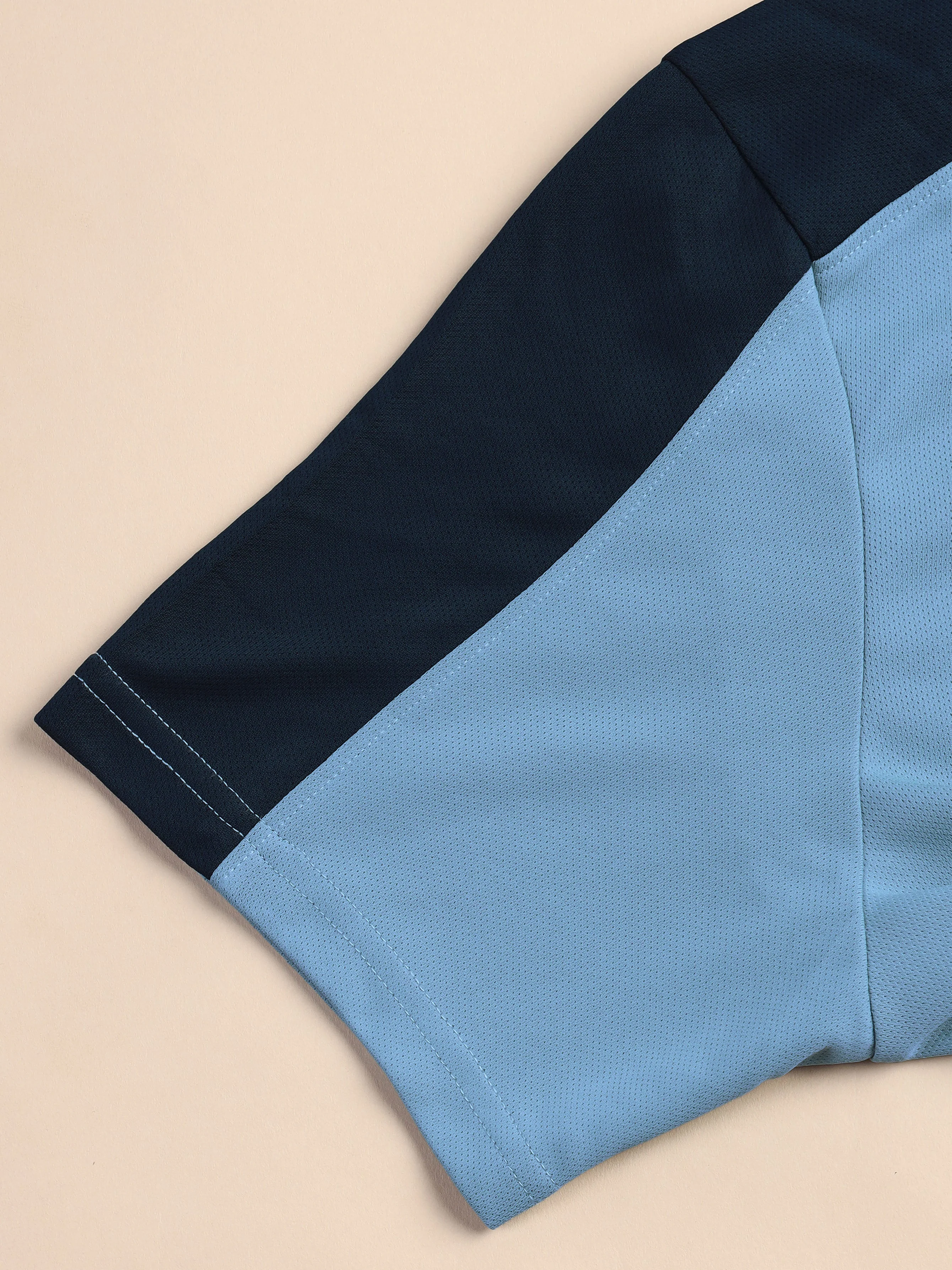 Men Colorblock Relax Fit Polo T-shirt with TECHNO COOL+ - Image 10