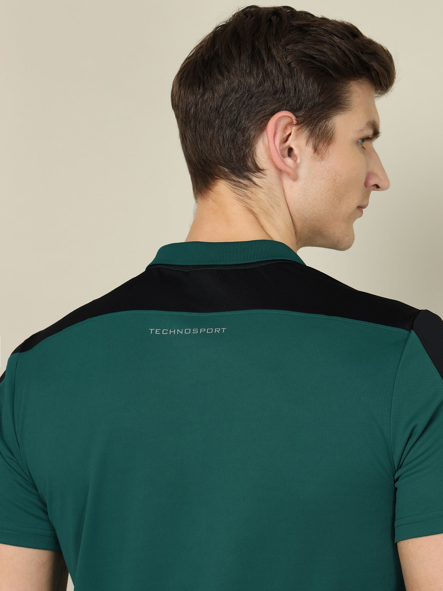Men Colorblock Relax Fit Polo T-shirt with TECHNO COOL+ - Image 8
