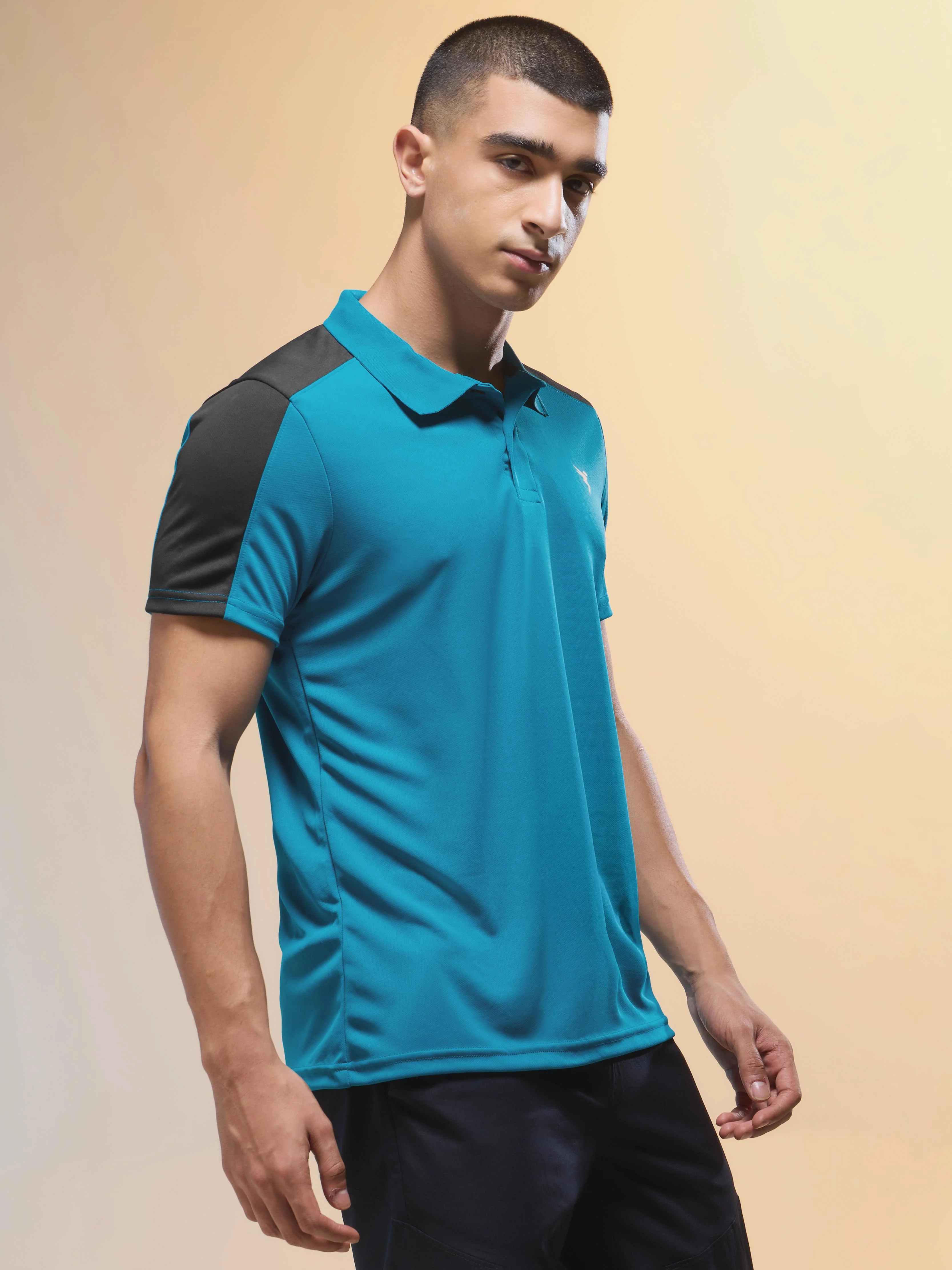Men Colorblock Relax Fit Polo T-shirt with TECHNO COOL+ - Image 4