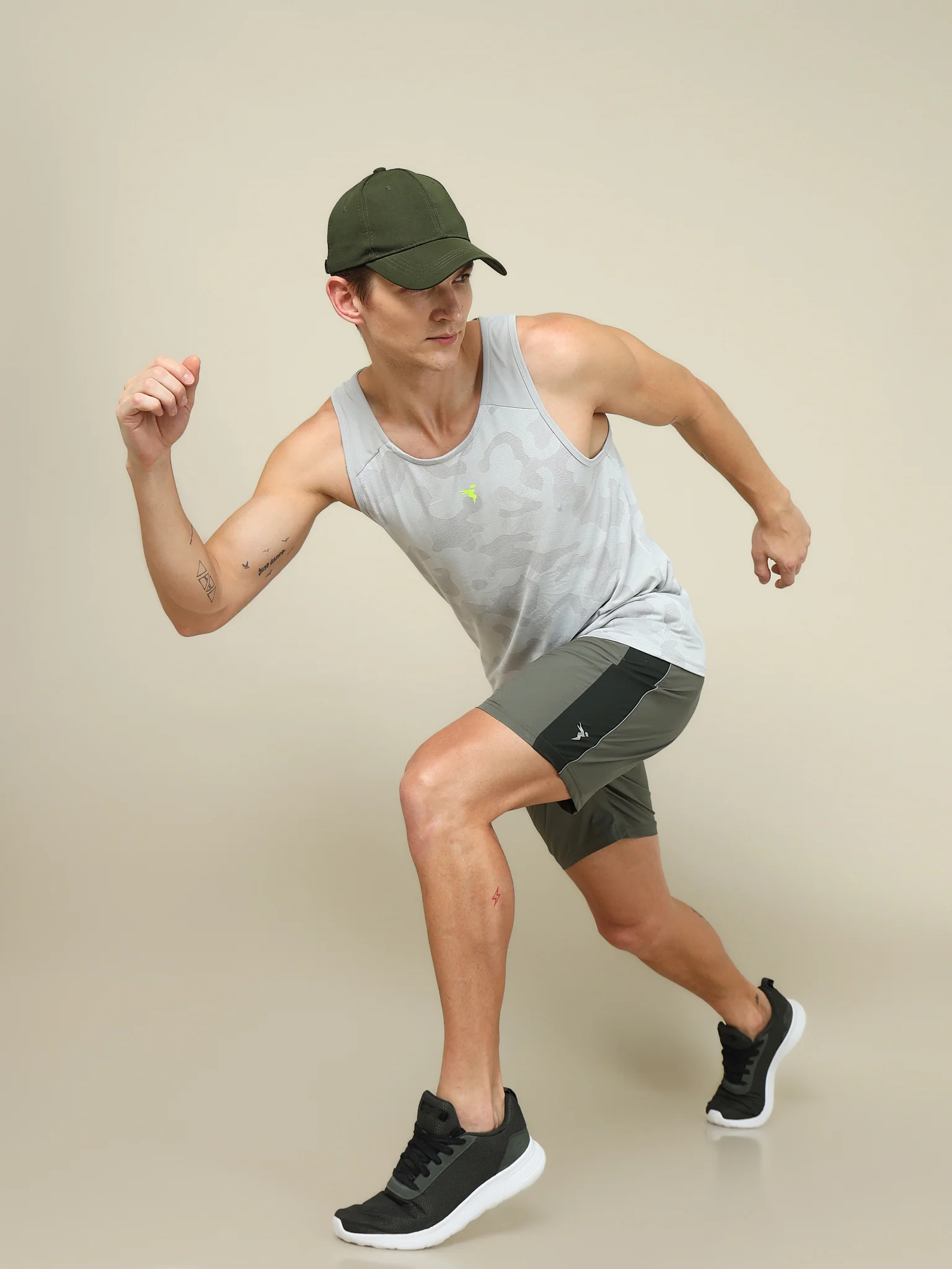 Men Colorblock Slim Fit Crew Neck Innerwear Vest with VENTMESH - Image 5