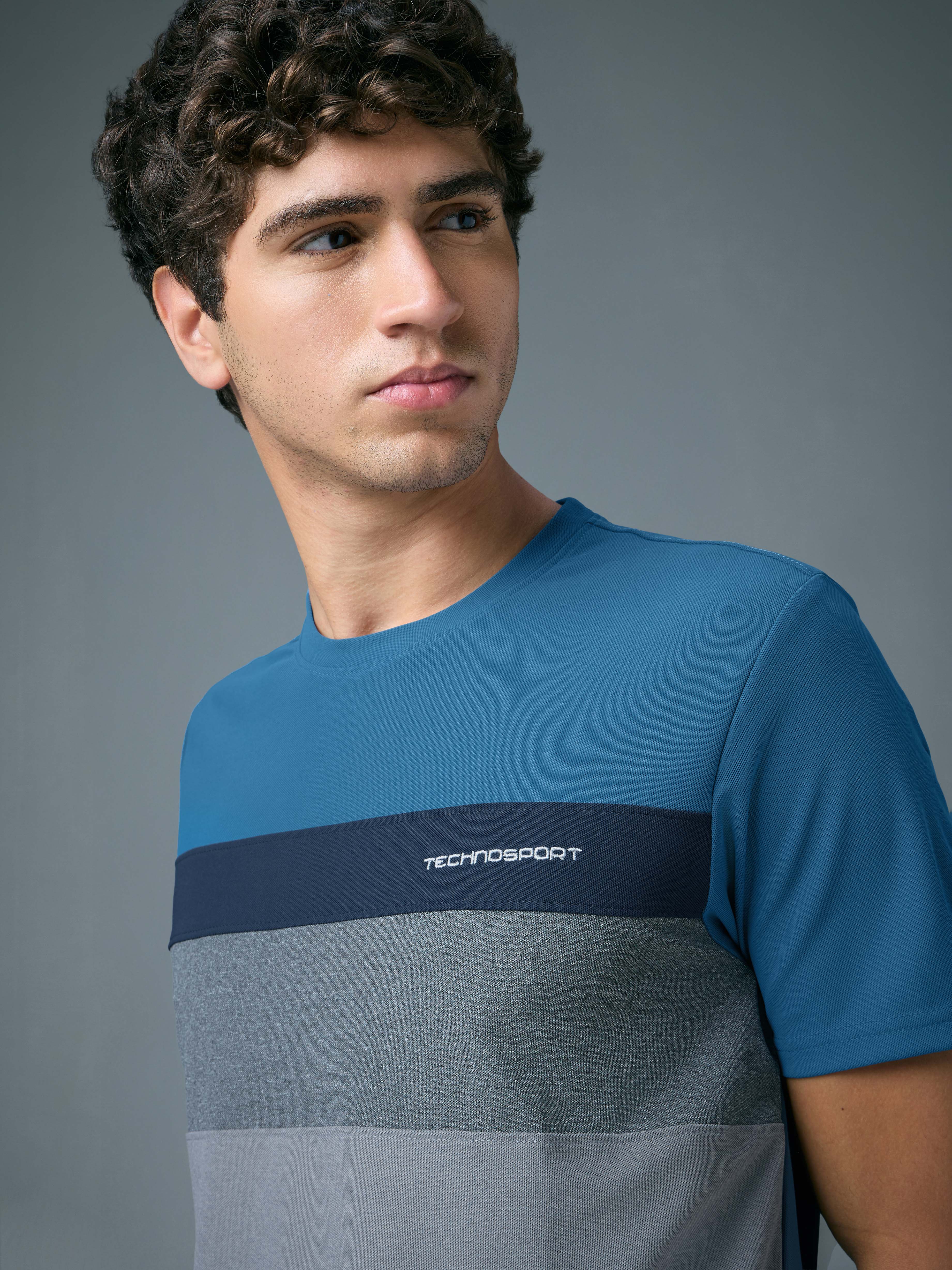 Men Colorblock Slim Fit Crew Neck T-shirt with MATPIQ - Image 6