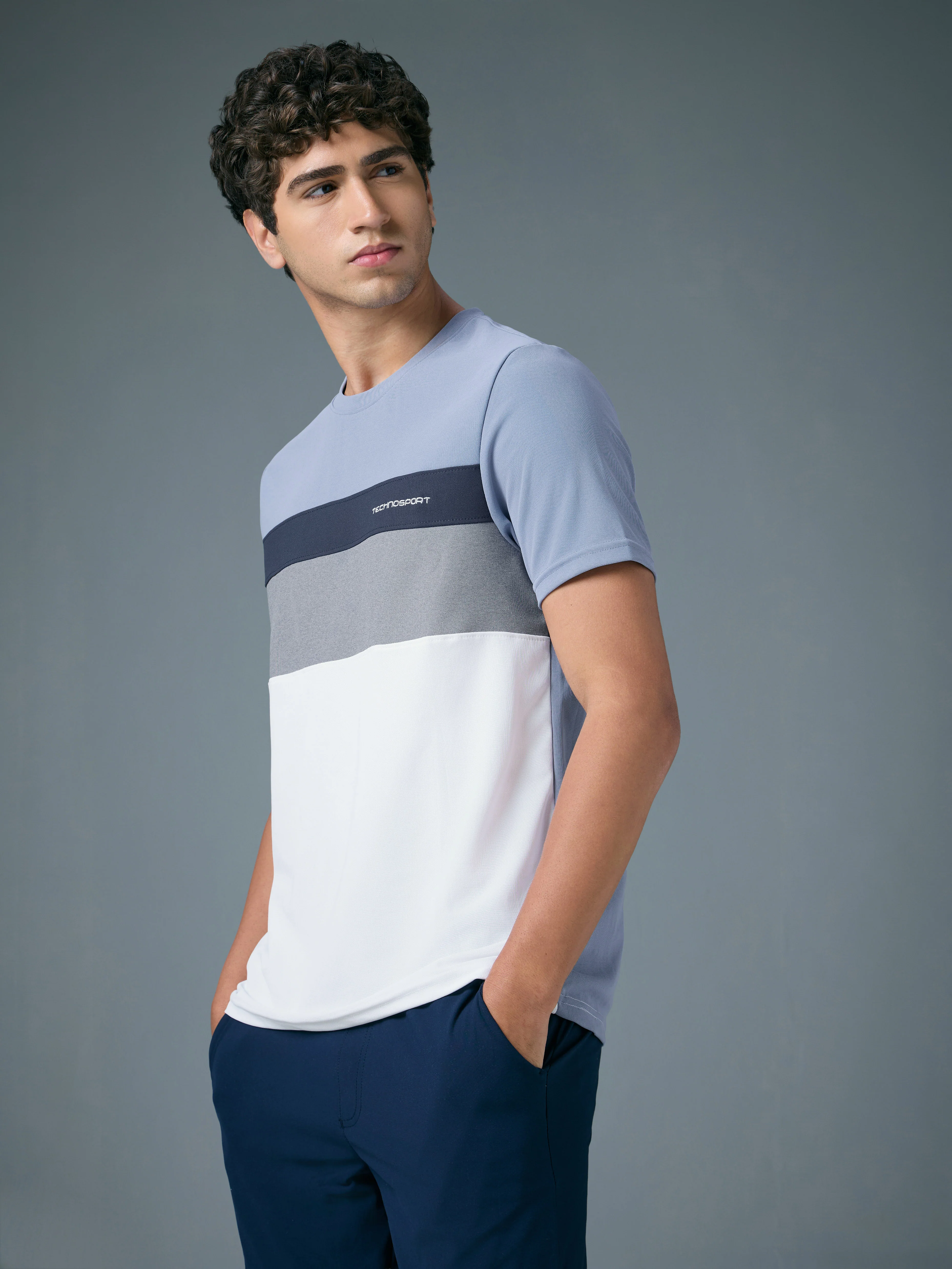 Men Colorblock Slim Fit Crew Neck T-shirt with MATPIQ - Image 4