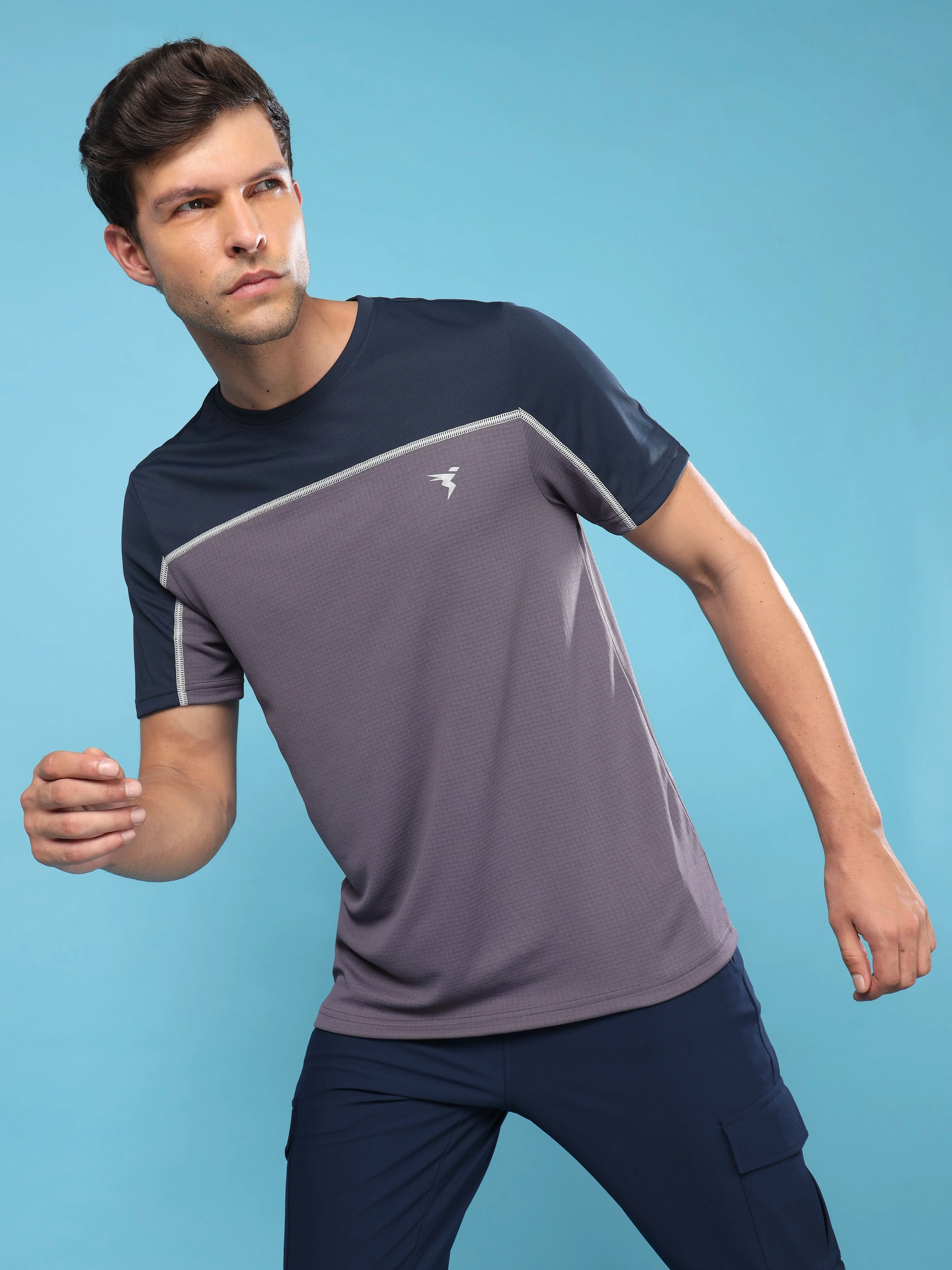 Men Colorblock Slim Fit Crew Neck T-shirt with TECHNO COOL+ - Image 2