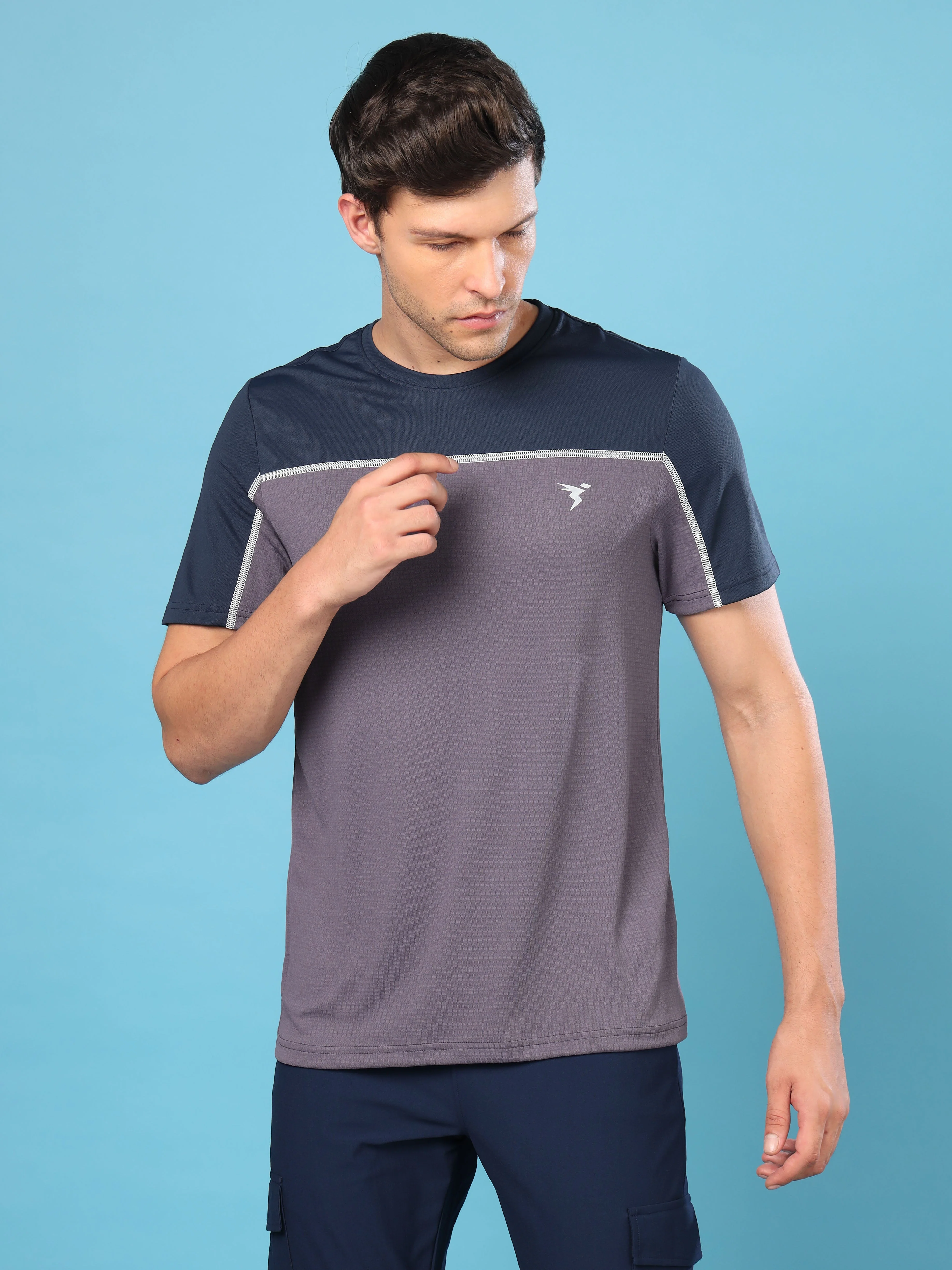 Men Colorblock Slim Fit Crew Neck T-shirt with TECHNO COOL+ - Image 3