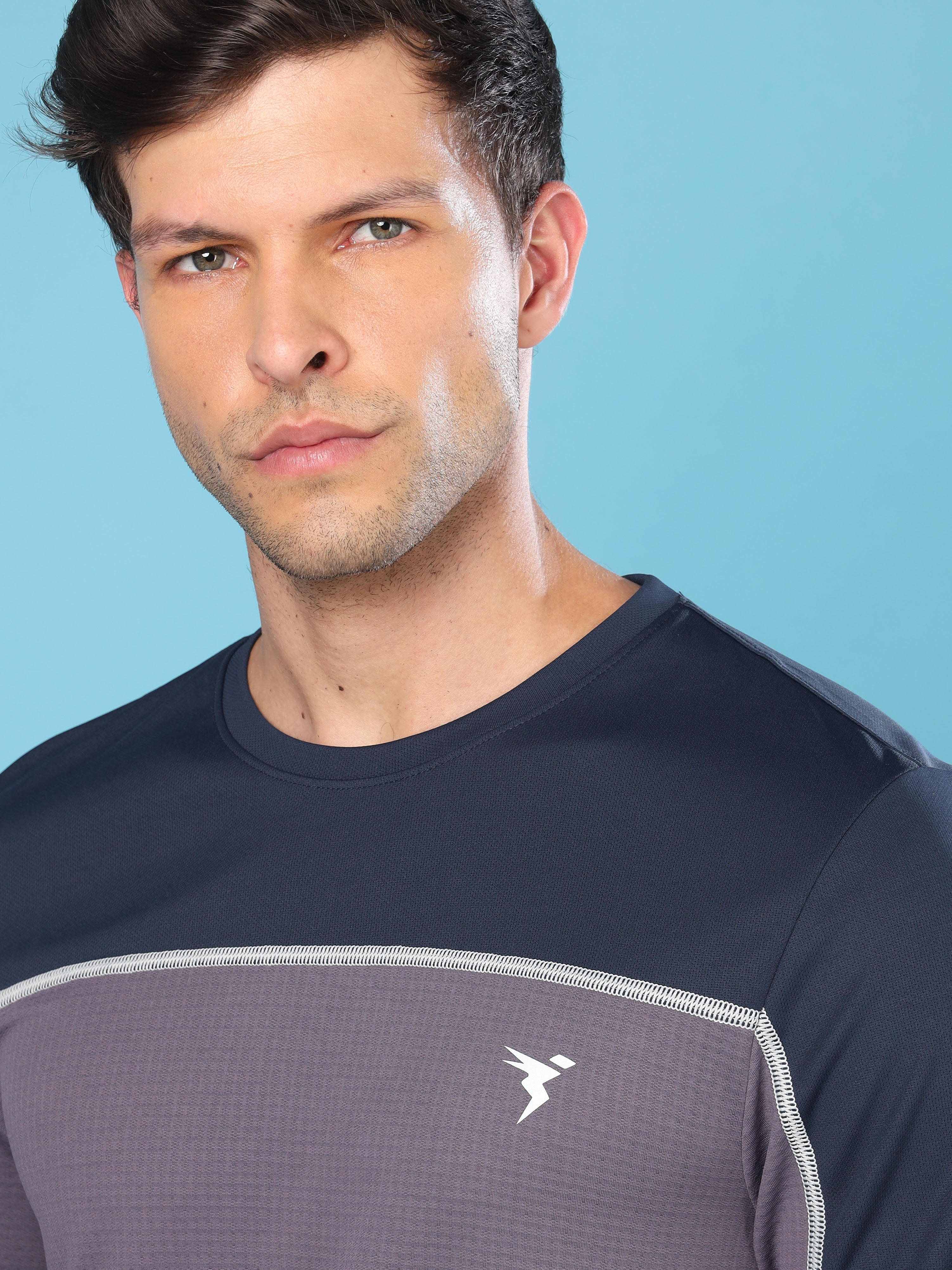 Men Colorblock Slim Fit Crew Neck T-shirt with TECHNO COOL+ - Image 6