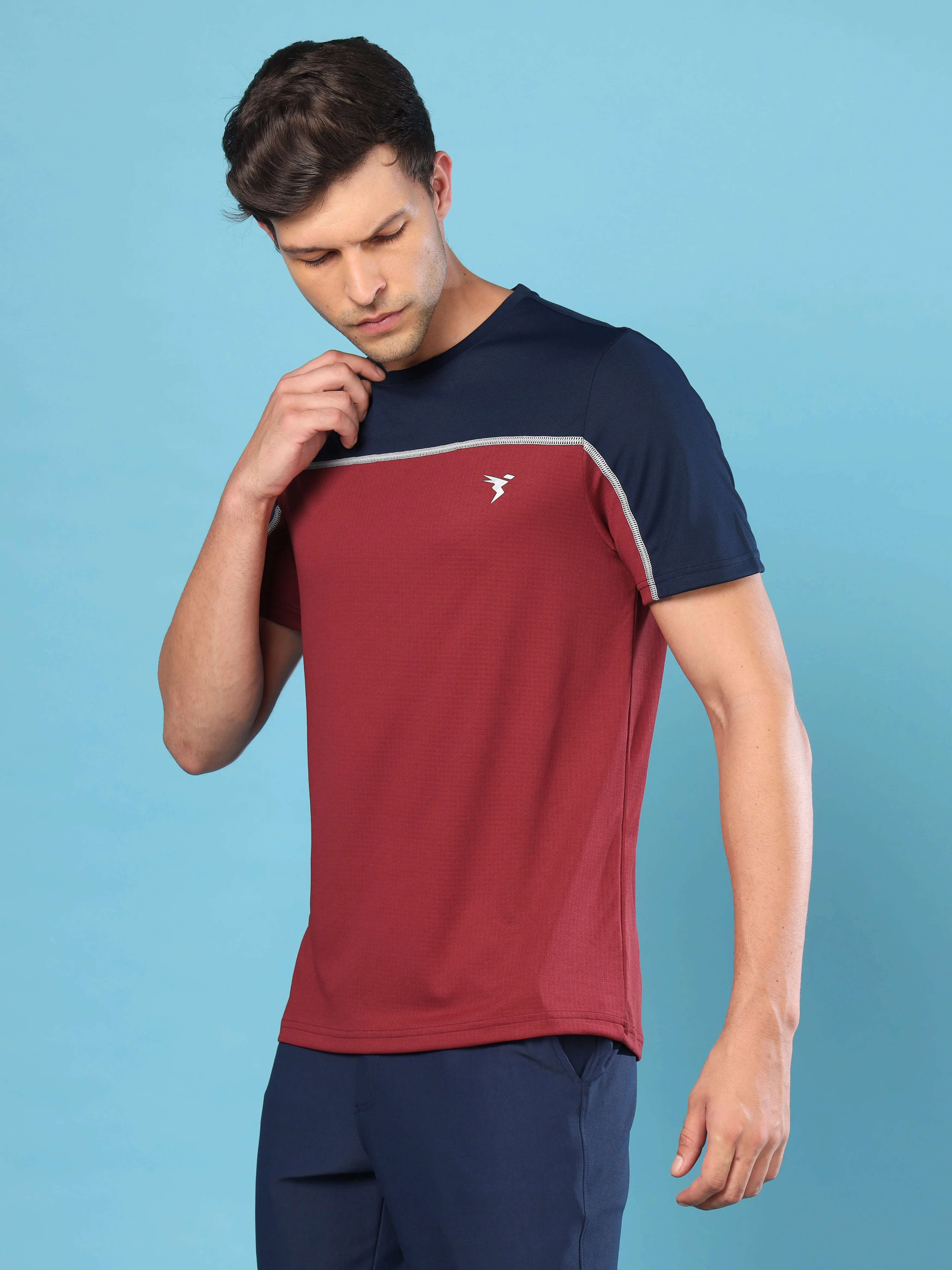 Men Colorblock Slim Fit Crew Neck T-shirt with TECHNO COOL+ - Image 4