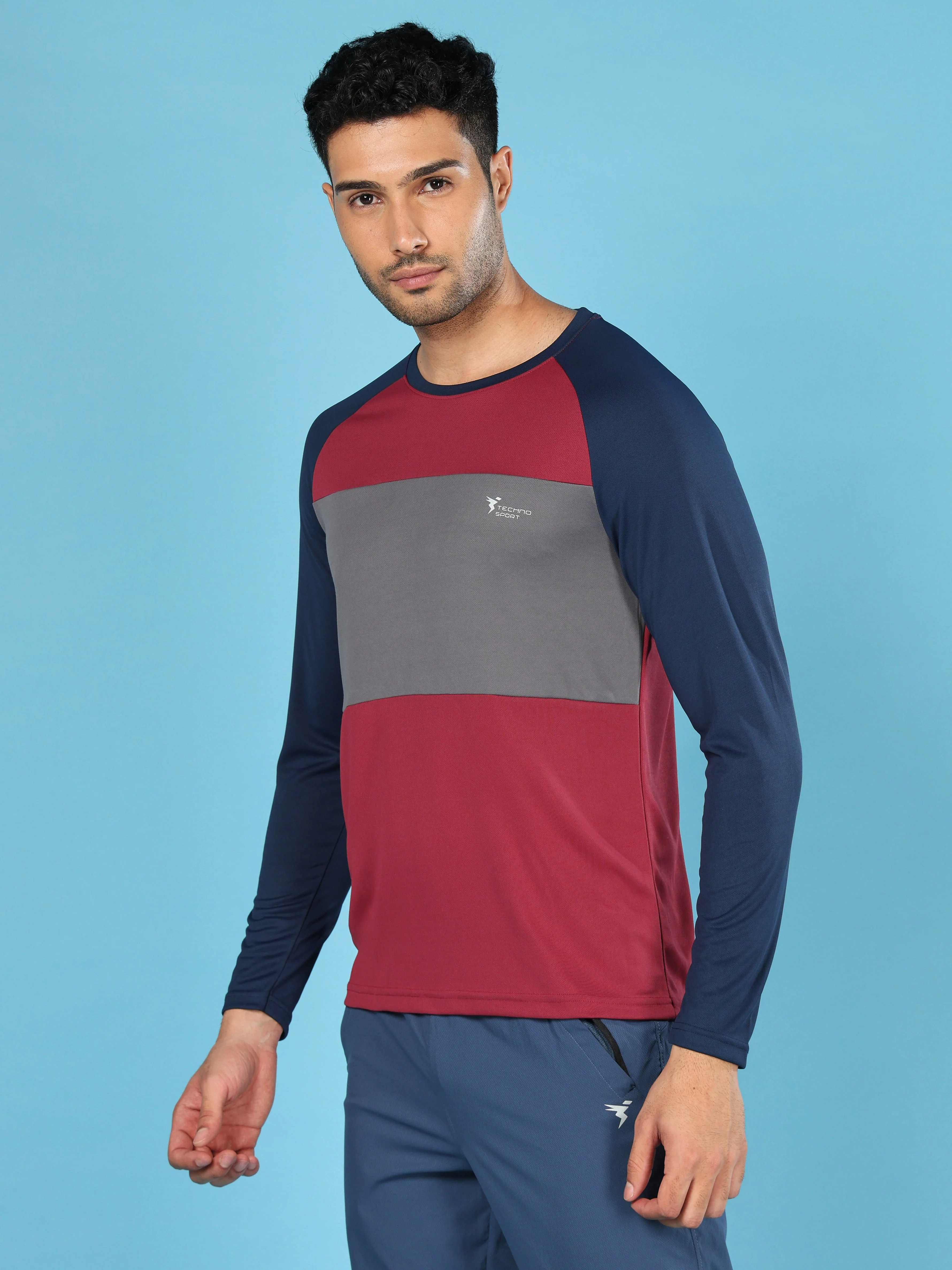 Men Colorblock Slim Fit Crew Neck T-shirt with TECHNO COOL+ - Image 4
