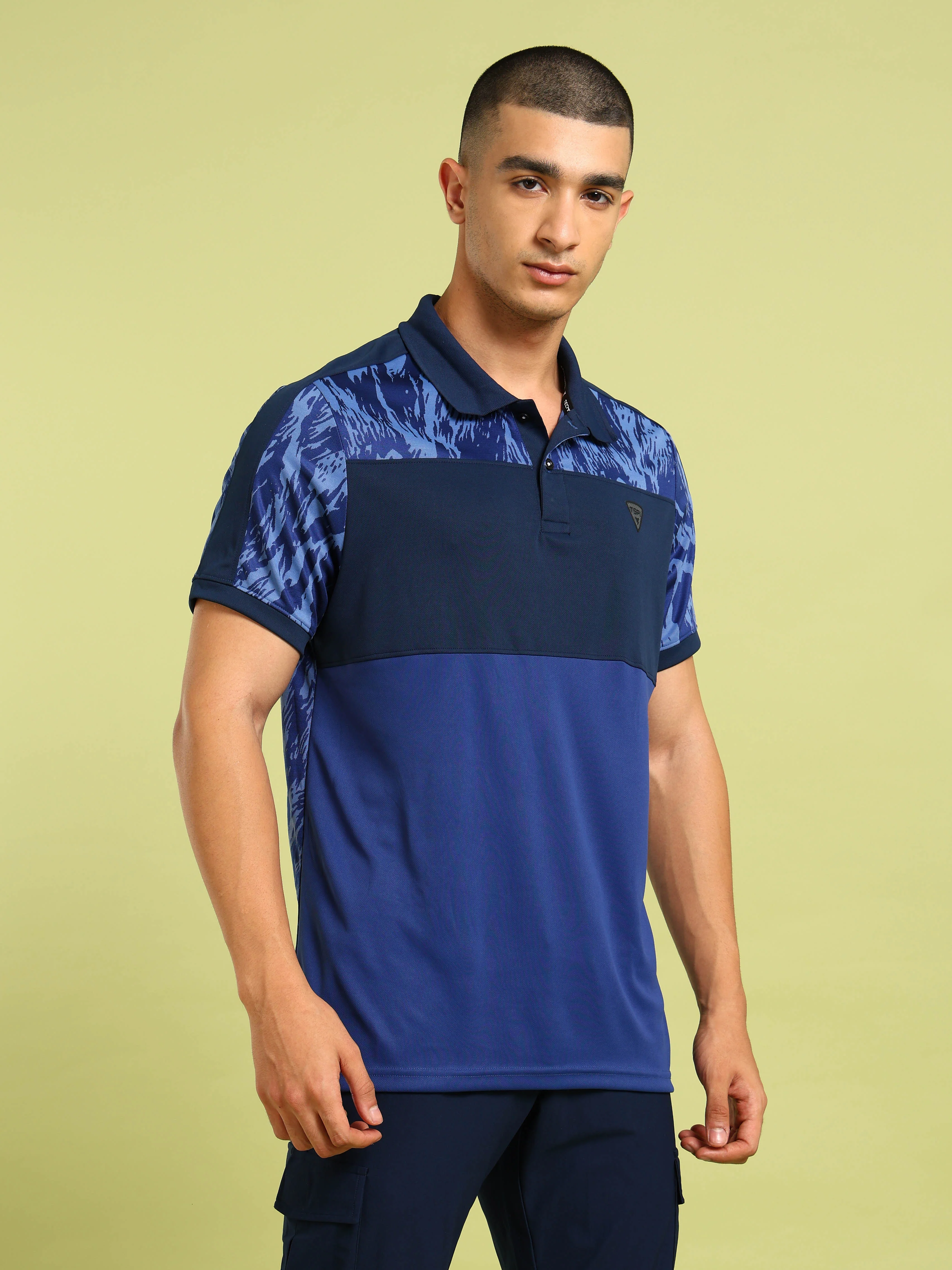 Men Colorblock Slim Fit Polo Sports T-shirt with DOUBLE COOL - Image 4