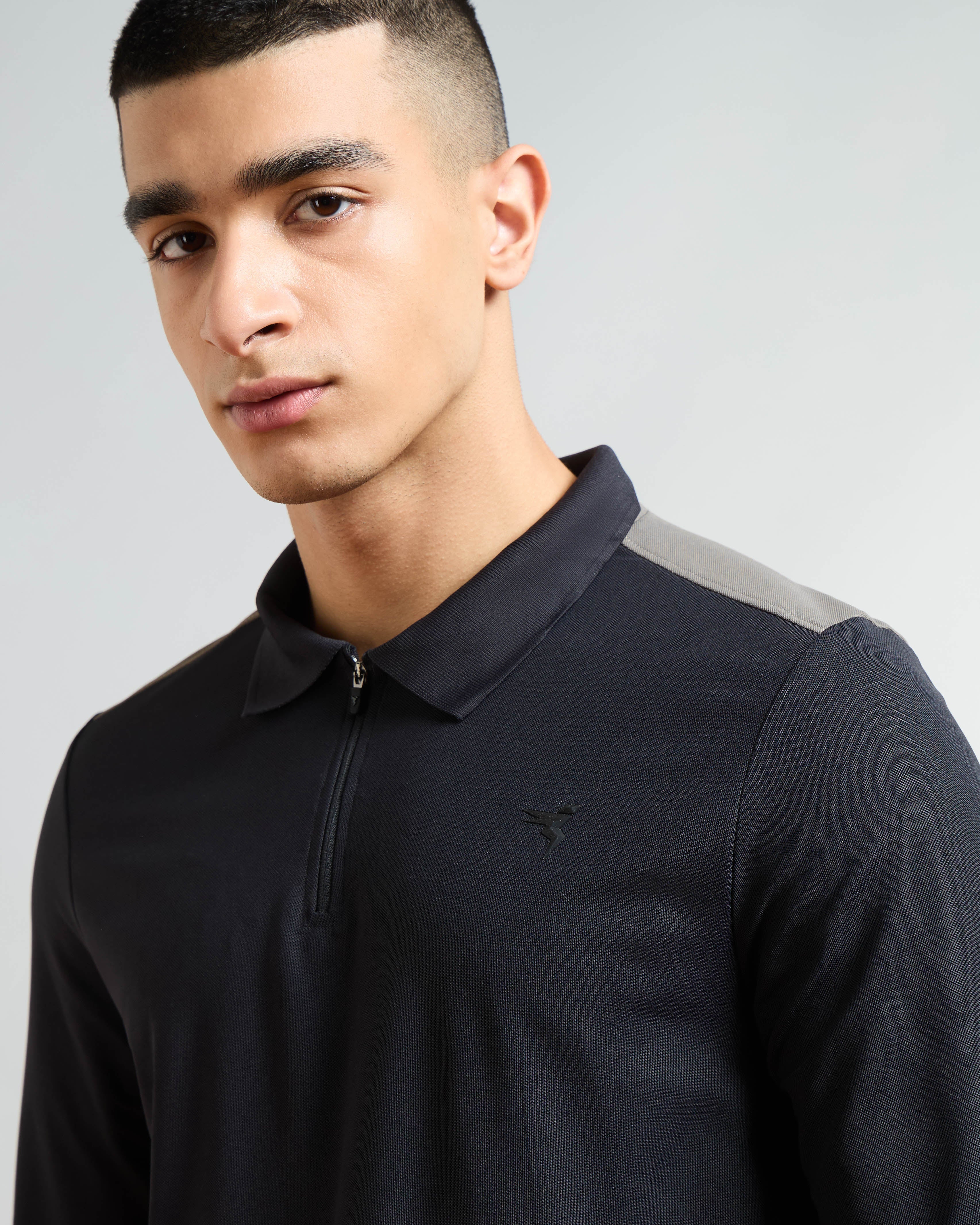 Men Colorblock Slim Fit Polo T-shirt with MATPIQ - Image 6