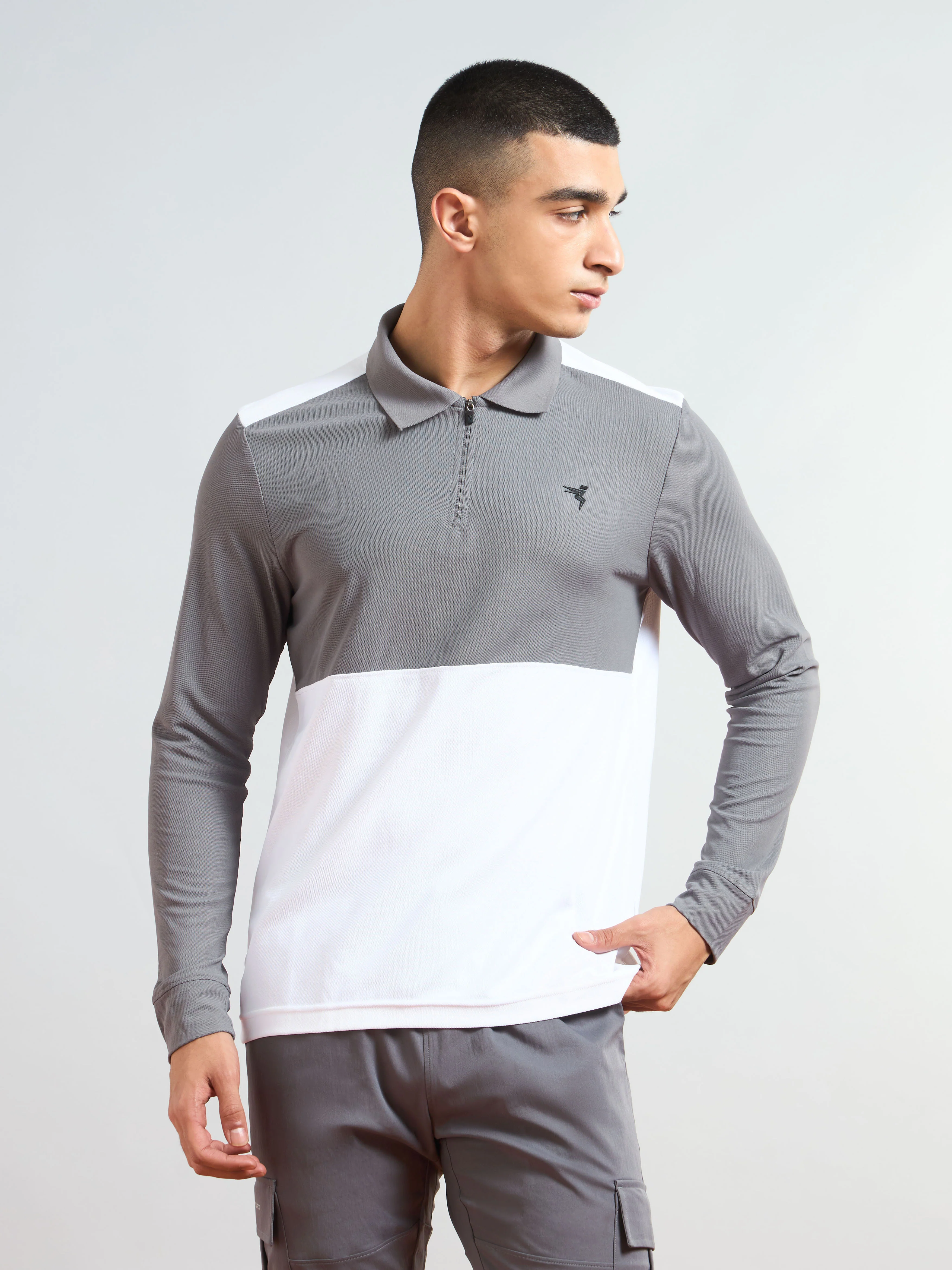 Men Colorblock Slim Fit Polo T-shirt with MATPIQ - Image 2