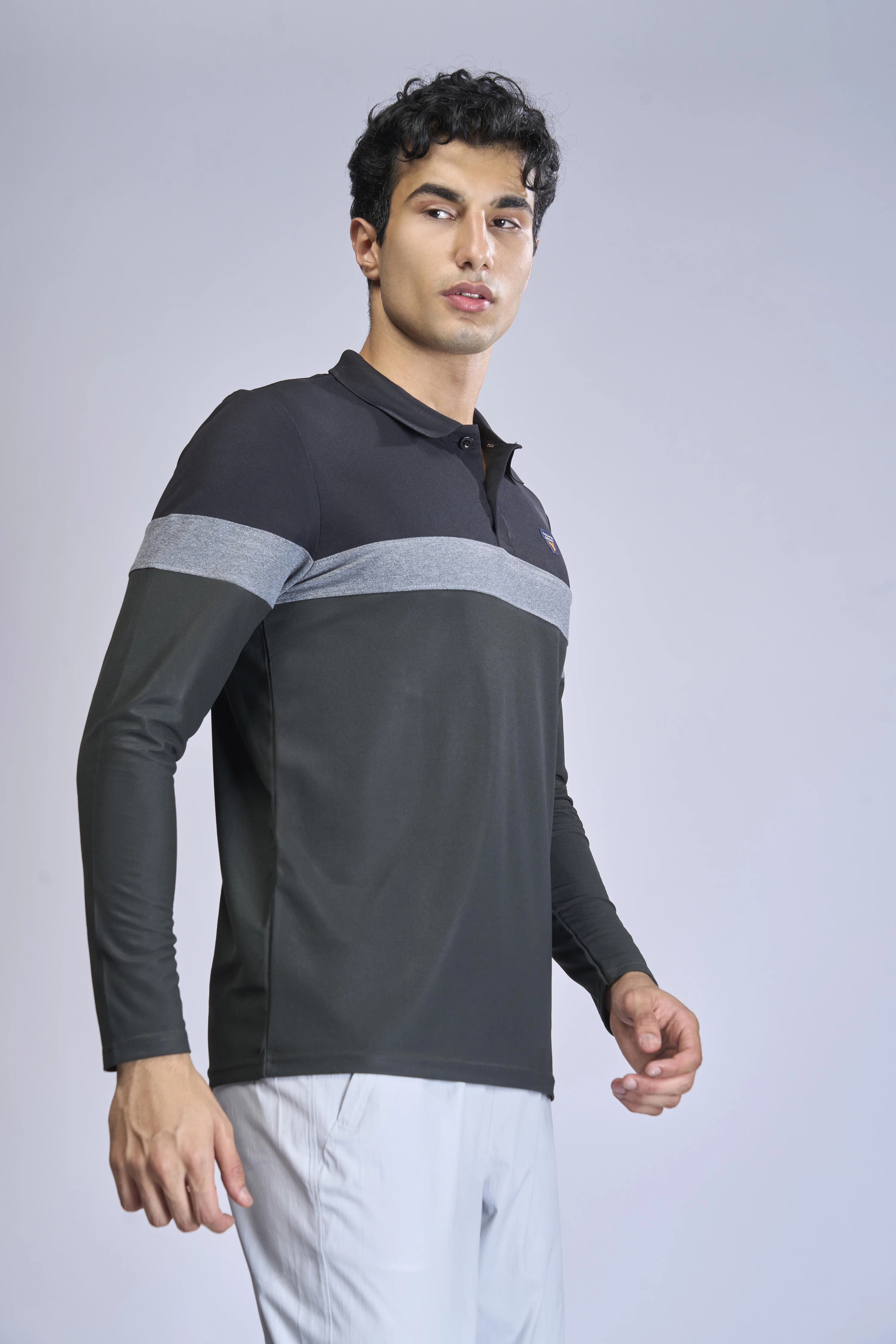 Men Colorblock Slim Fit Polo T-shirt with MATPIQ - Image 5