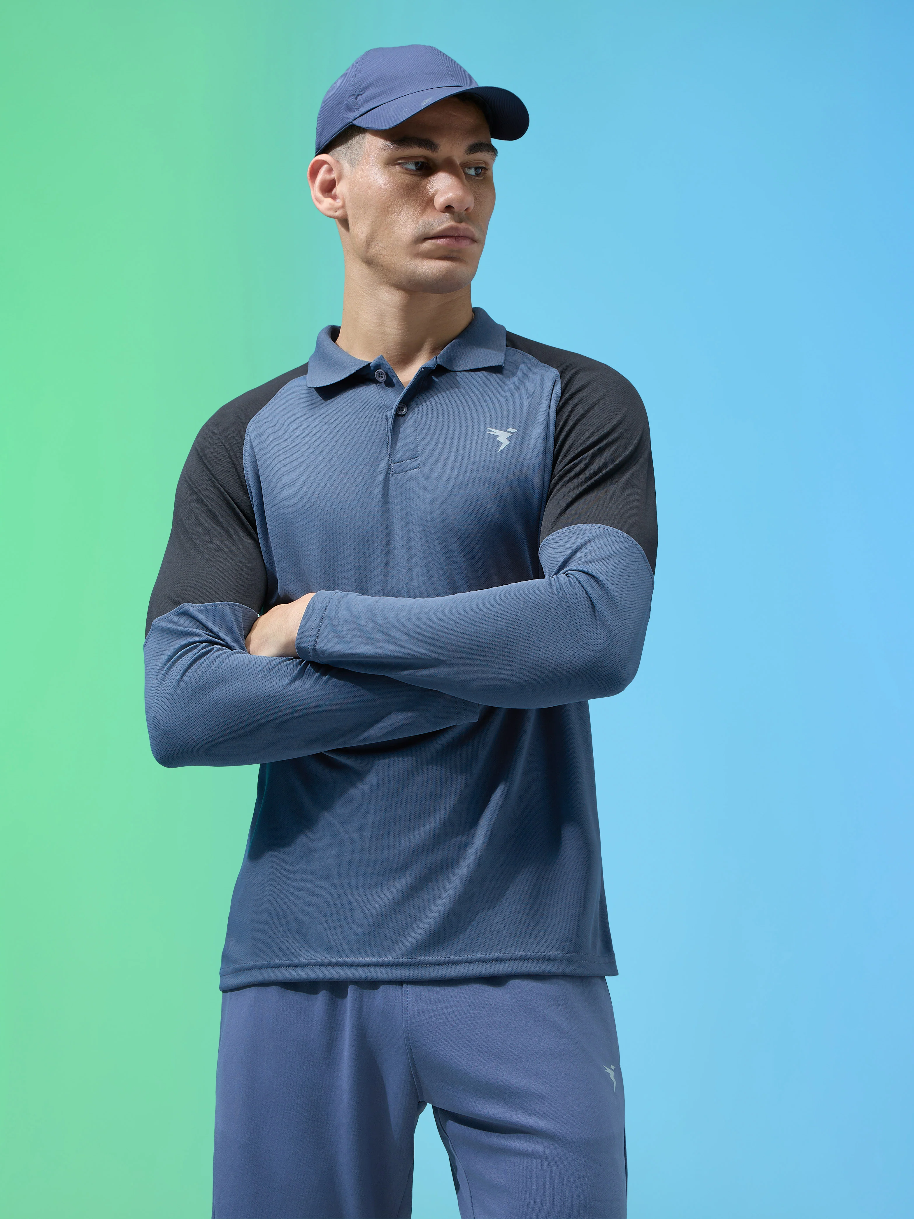 Men Colorblock Slim Fit Polo T-shirt with TECHNO COOL+