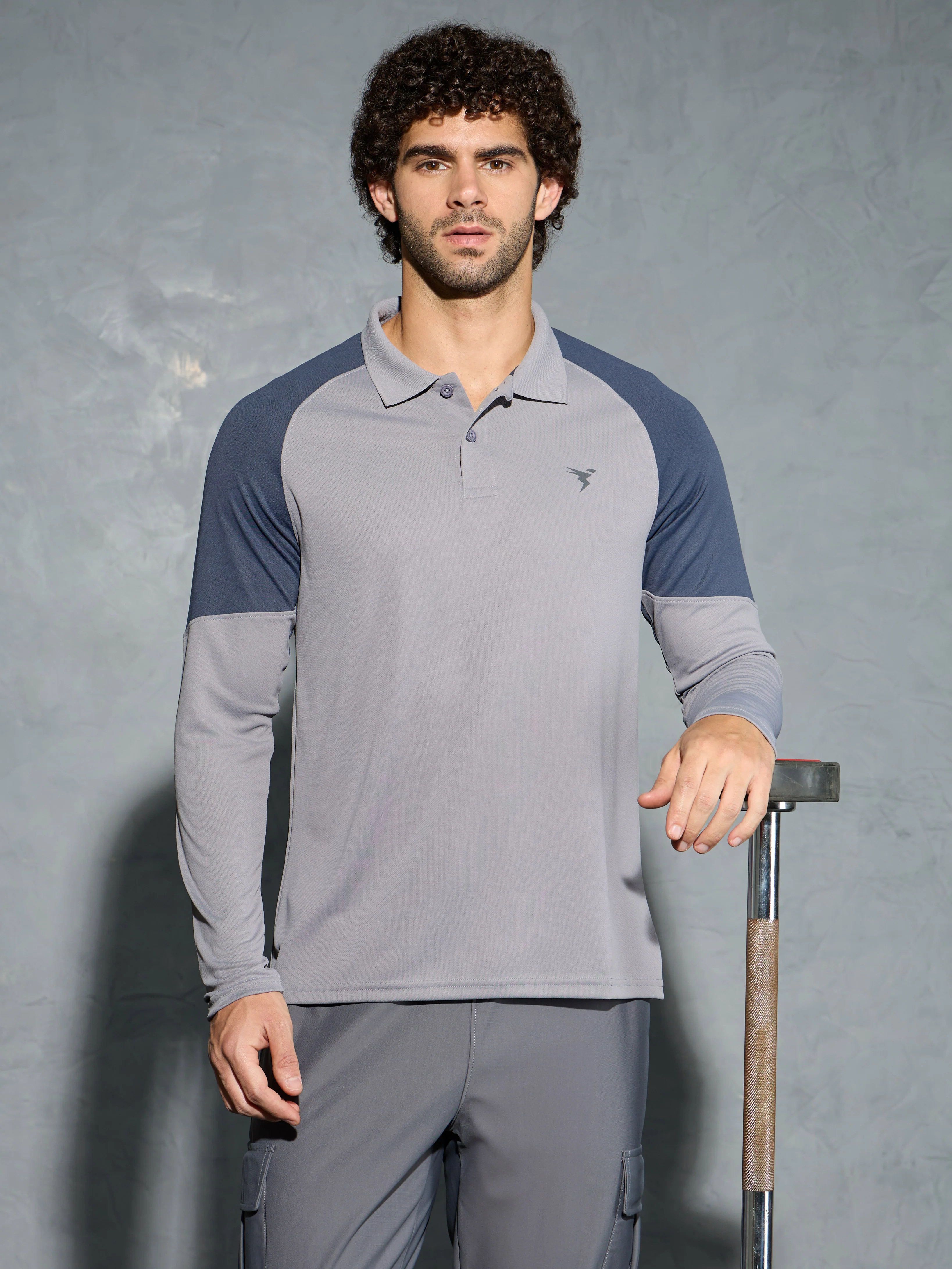 Men Colorblock Slim Fit Polo T-shirt with TECHNO COOL+