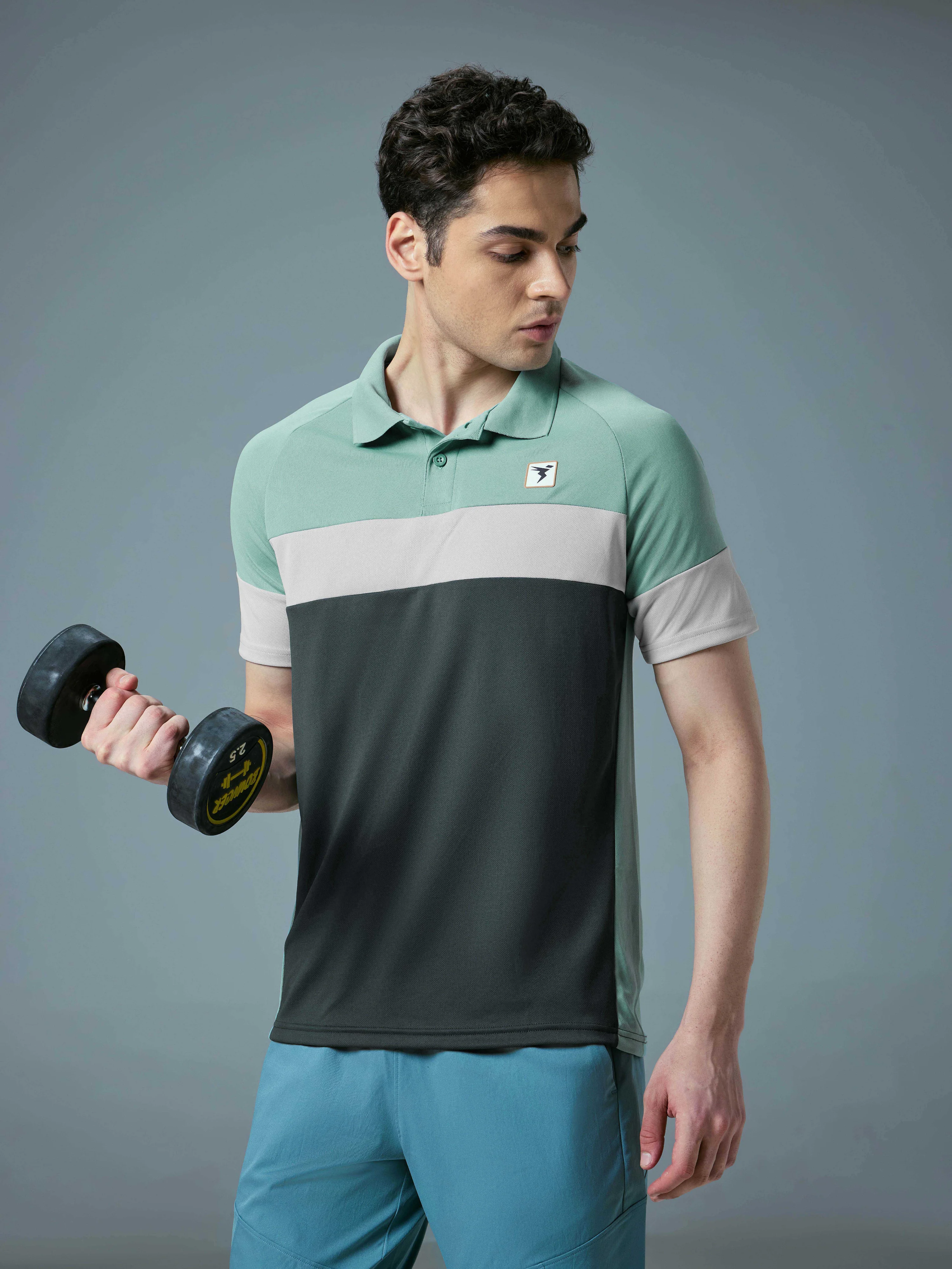 Men Colorblock Slim Fit Polo T-shirt with TECHNO COOL+