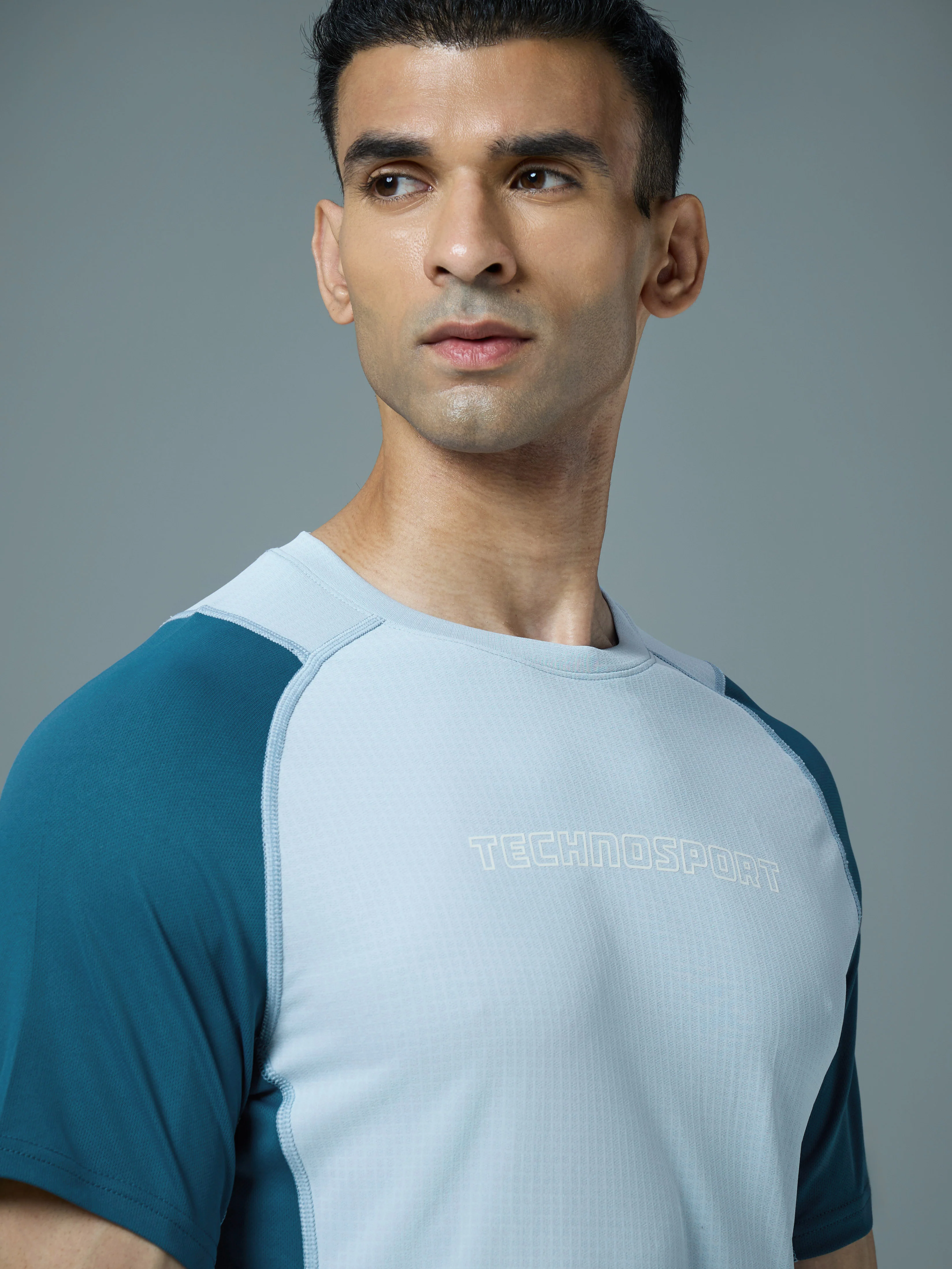 Men Colorblock Slim Fit Round Neck Sports T-shirt with TECHNOCOOL+ - Image 6