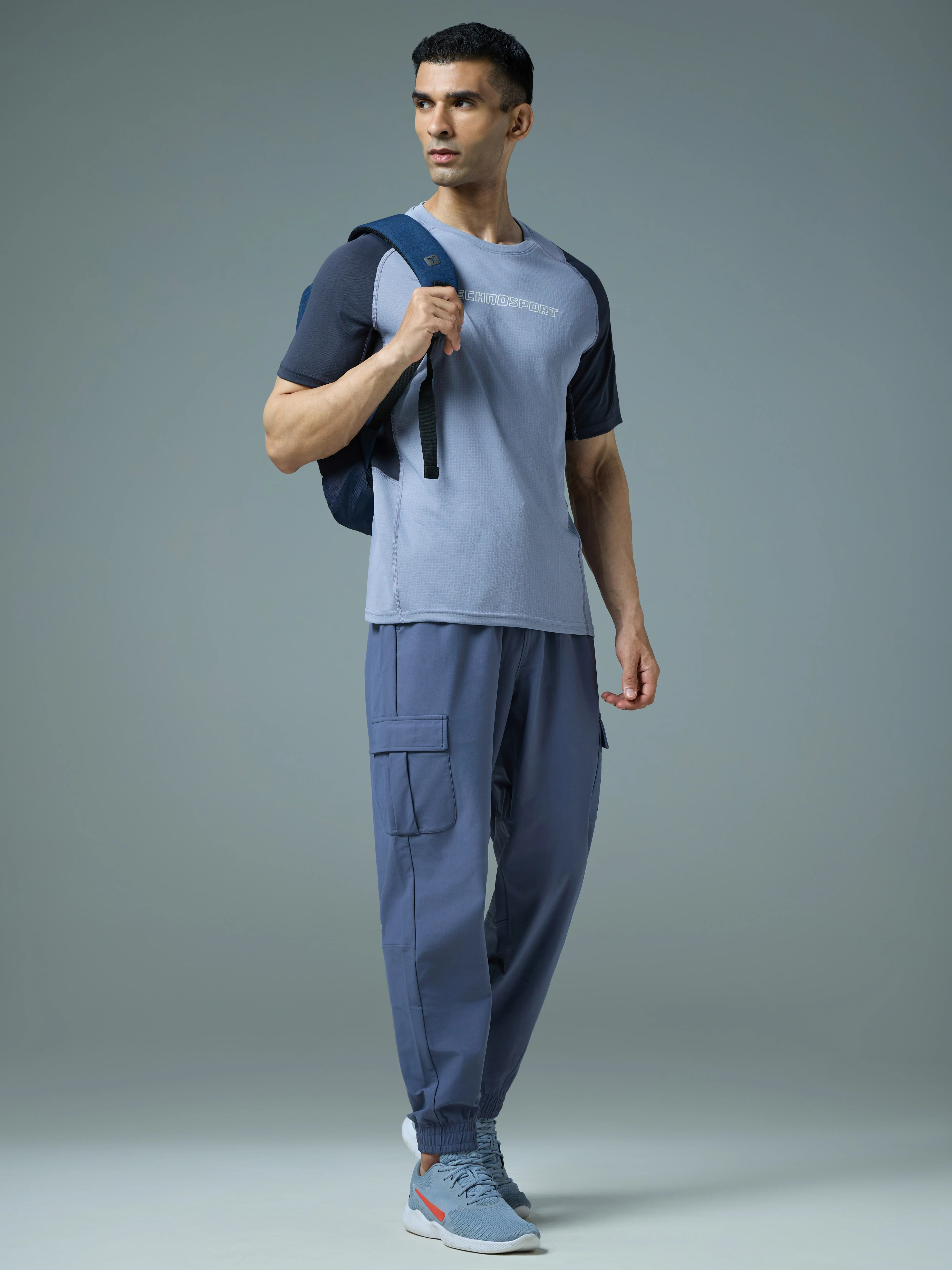 Men Colorblock Slim Fit Round Neck Sports T-shirt with TECHNOCOOL+ - Image 5