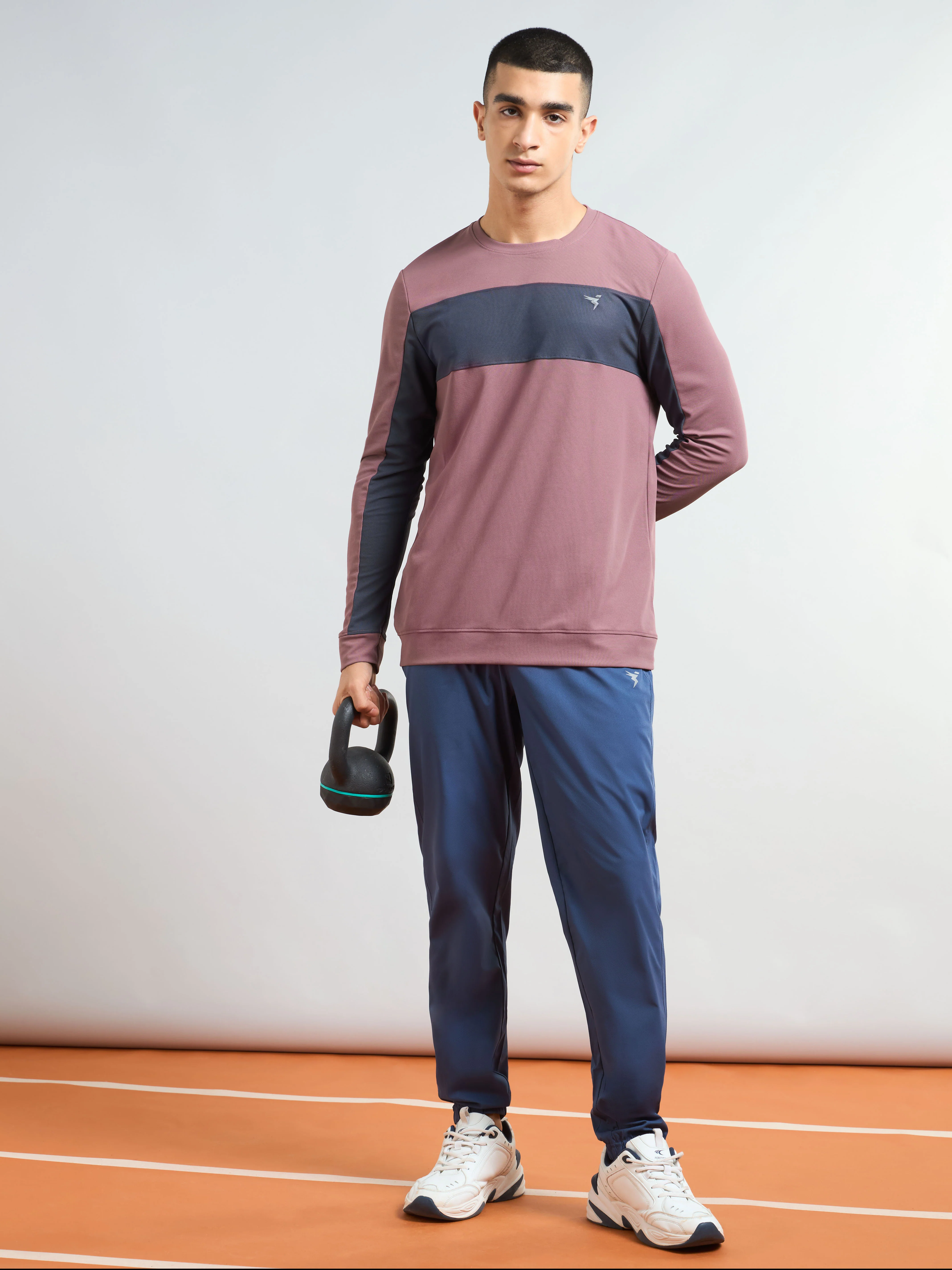 Men Colorblock Slim Fit T-shirt with MATPIQ - Image 4