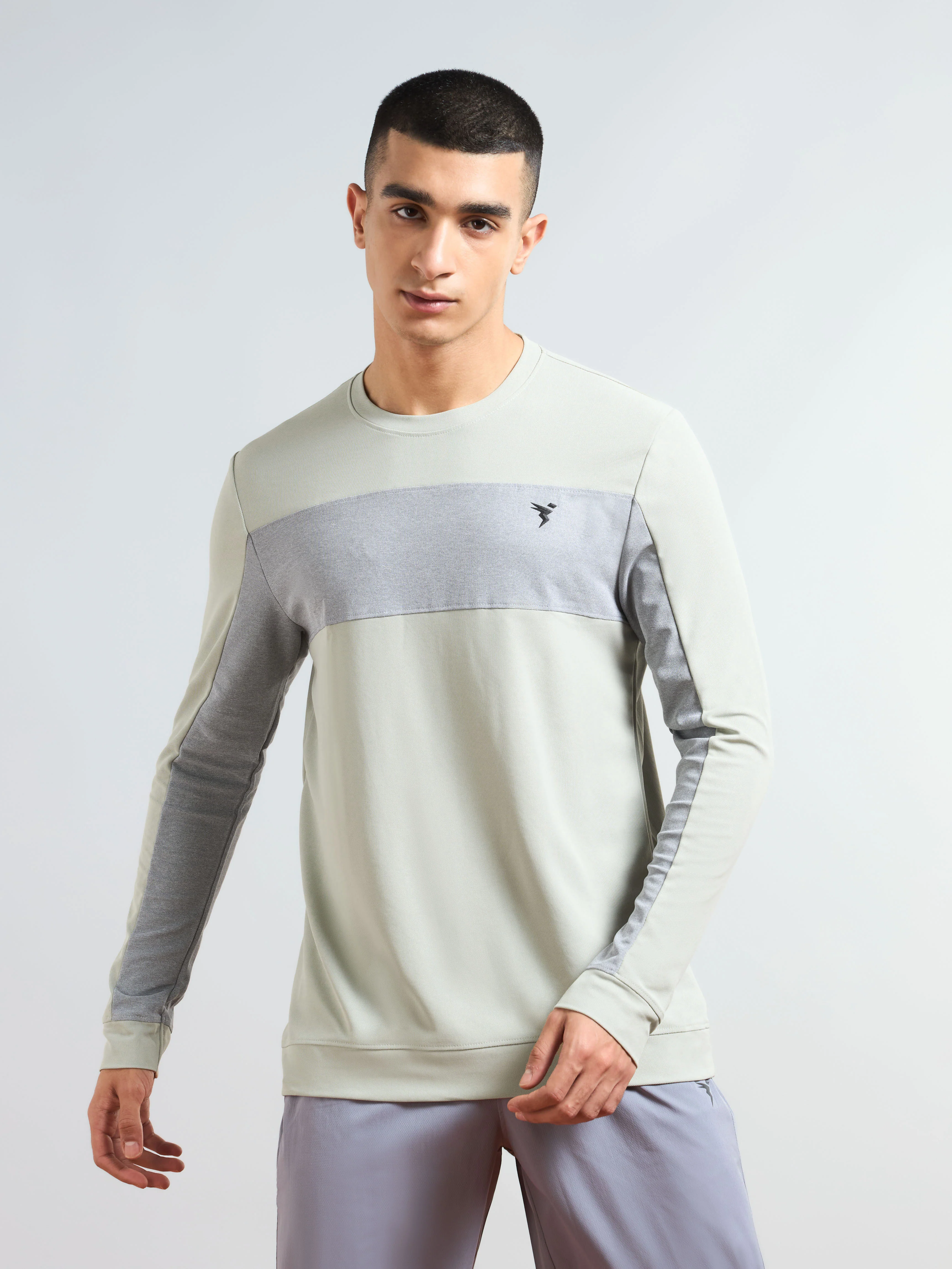 Men Colorblock Slim Fit T-shirt with MATPIQ