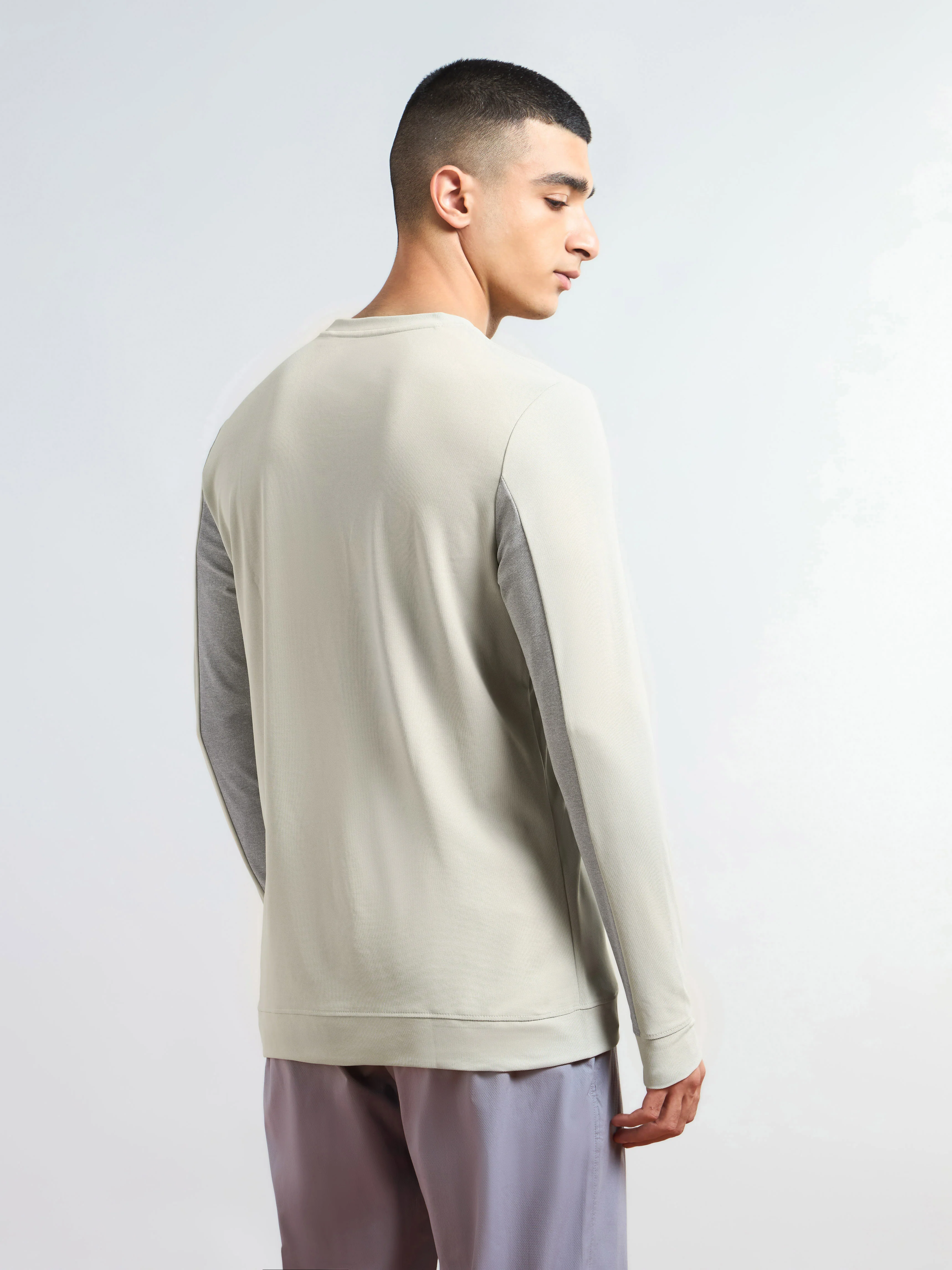 Men Colorblock Slim Fit T-shirt with MATPIQ - Image 3