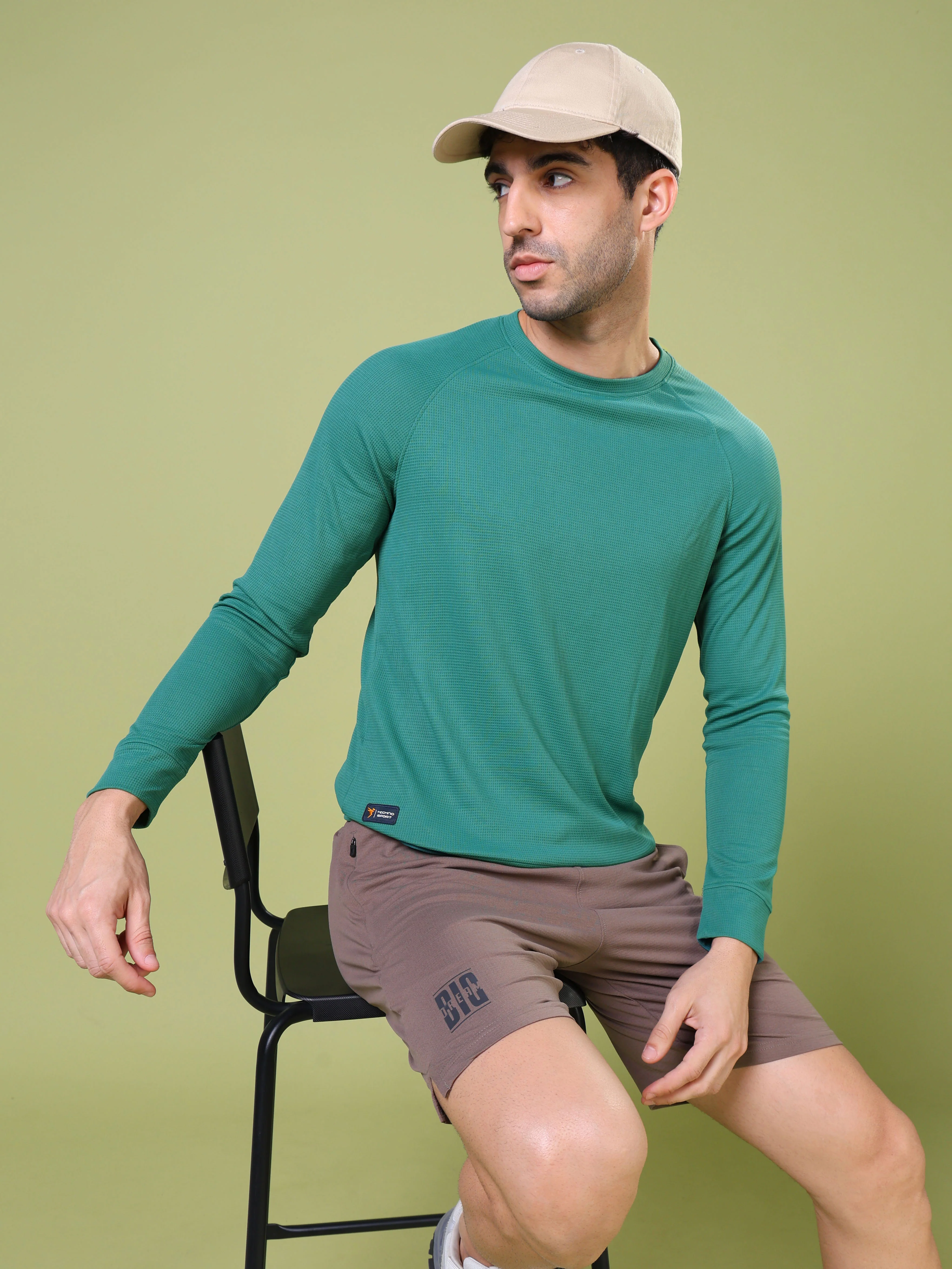 Men Cubic Melange Slim Fit Round Neck T-shirt with TECHNOCOOL+ - Image 2