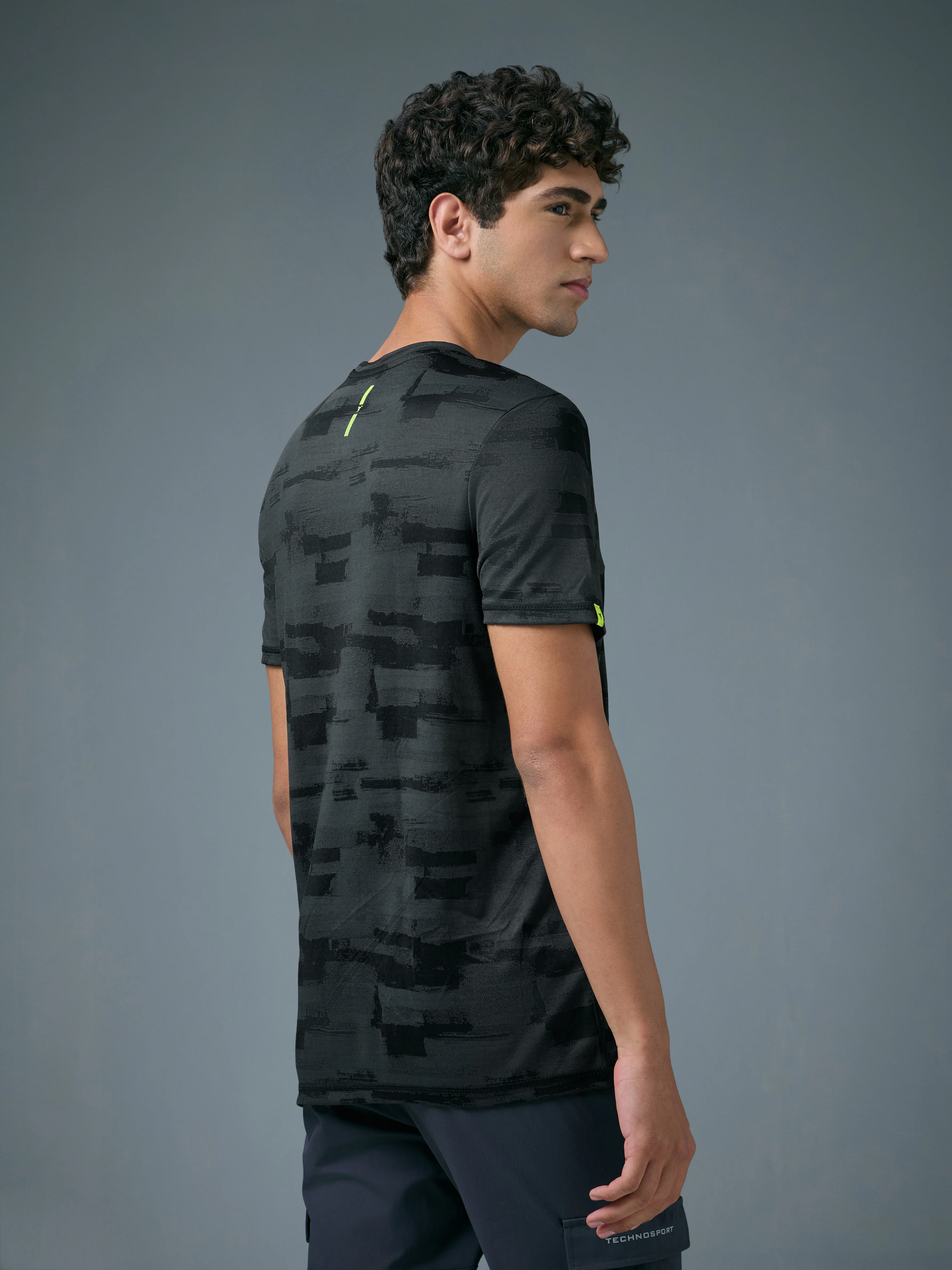 Men Jacquard Slim Fit Crew Neck T-shirt with DOUBLE COOL - Image 3