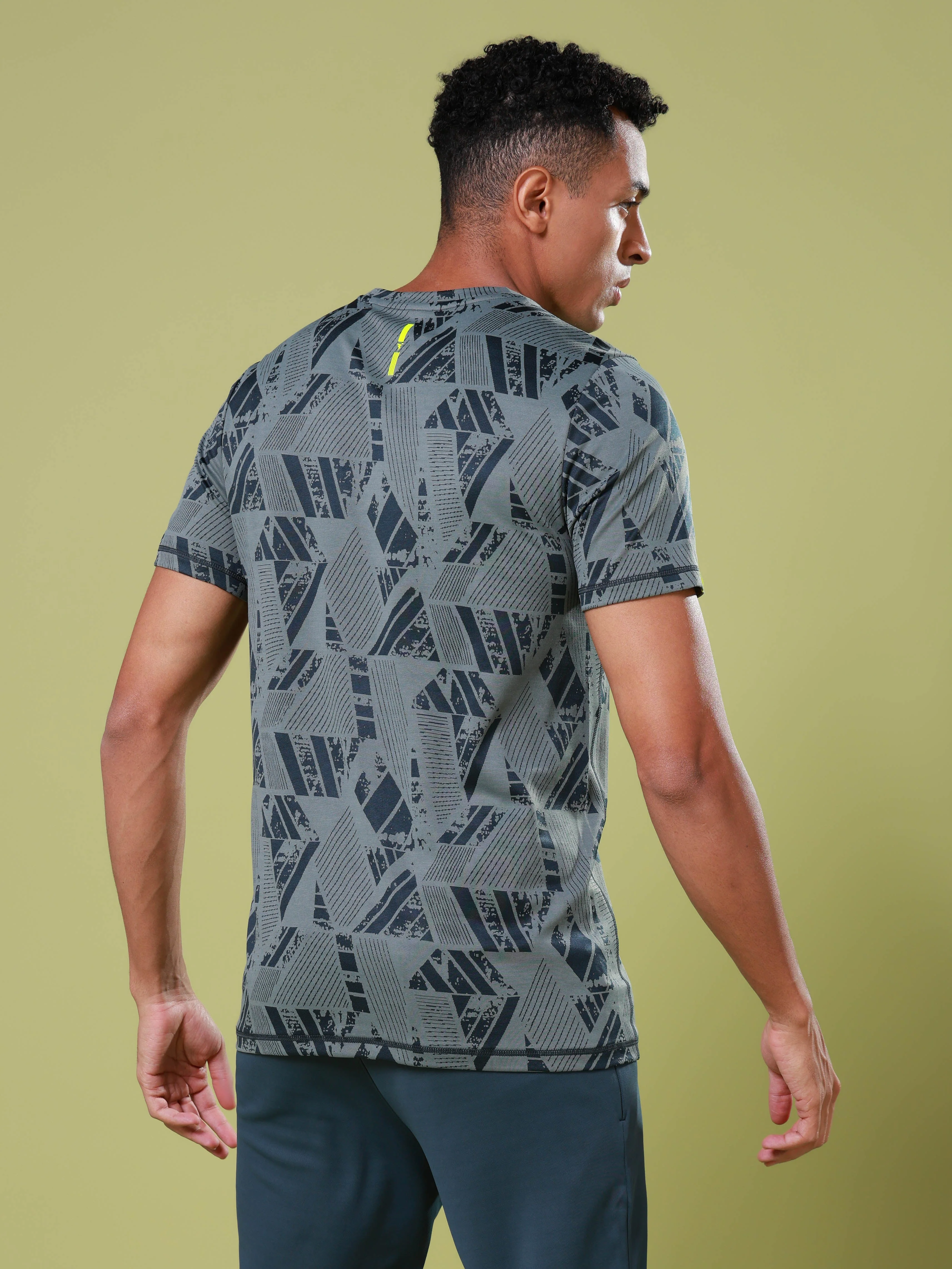 Men Jacquard Slim Fit Crew Neck T-shirt with DOUBLE COOL - Image 3