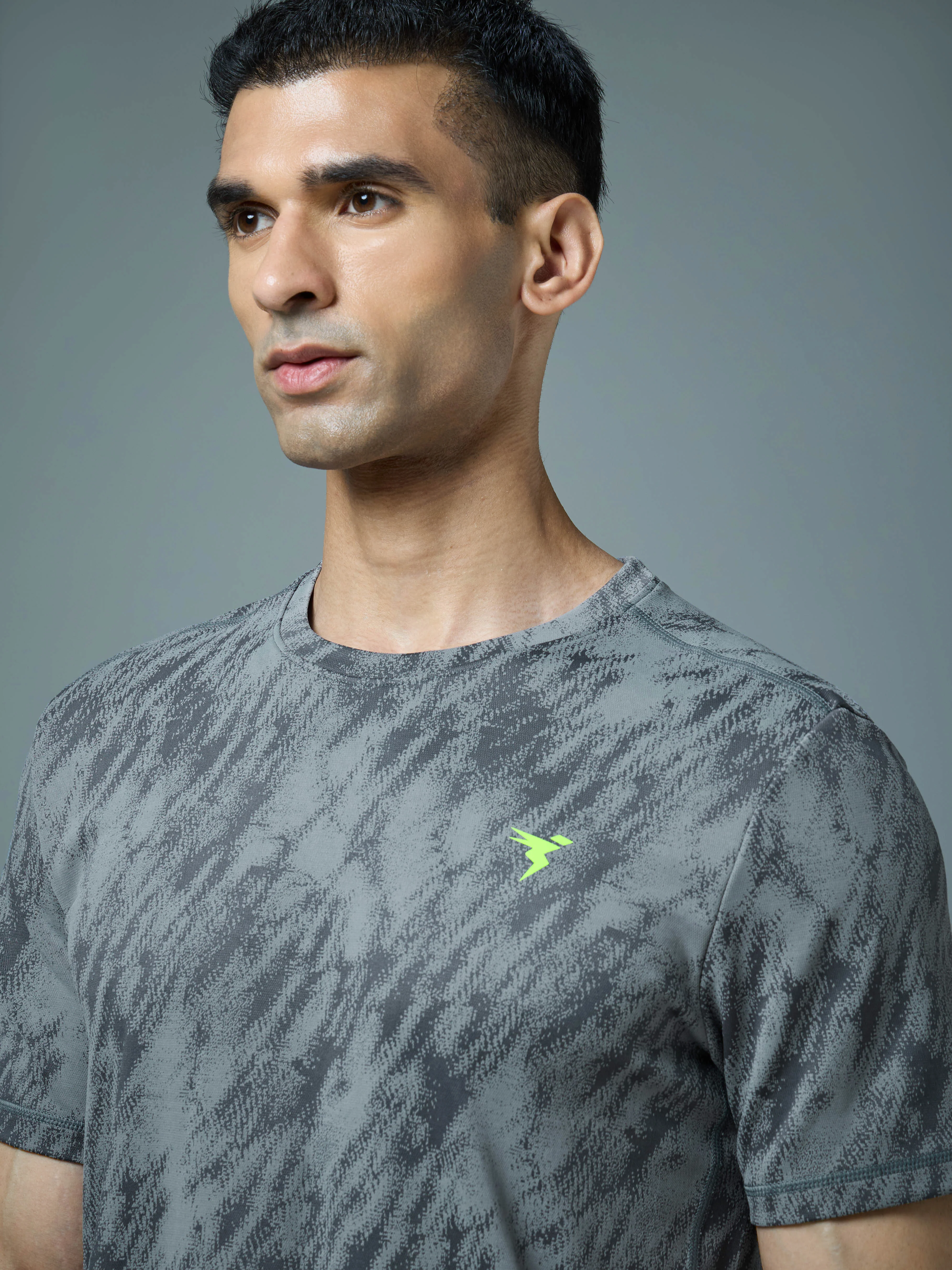 Men Jacquard Slim Fit Crew Neck T-shirt with DOUBLE COOL - Image 6