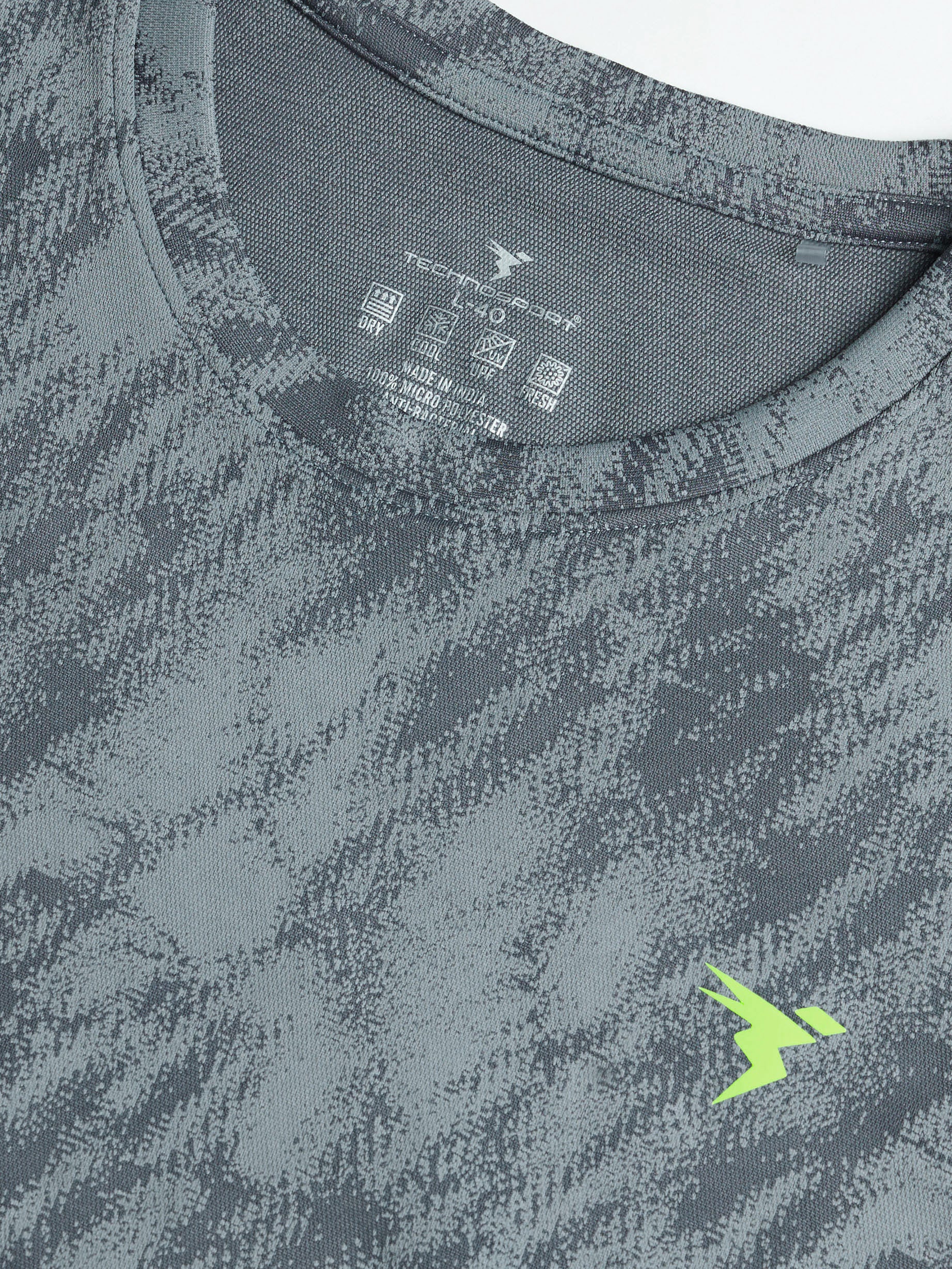 Men Jacquard Slim Fit Crew Neck T-shirt with DOUBLE COOL - Image 8