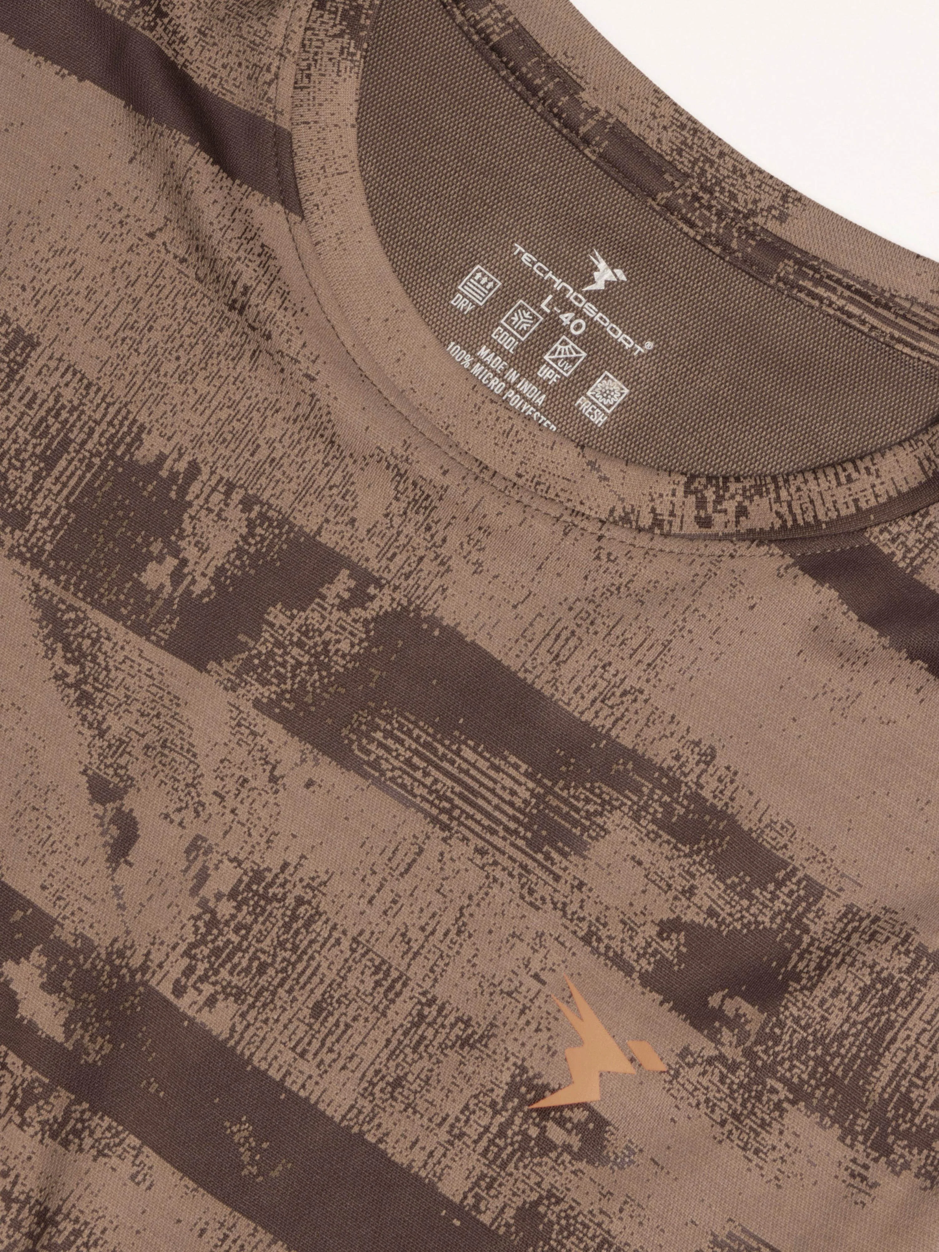 Men Jacquard Slim Fit Crew Neck T-shirt with DOUBLE COOL - Image 8